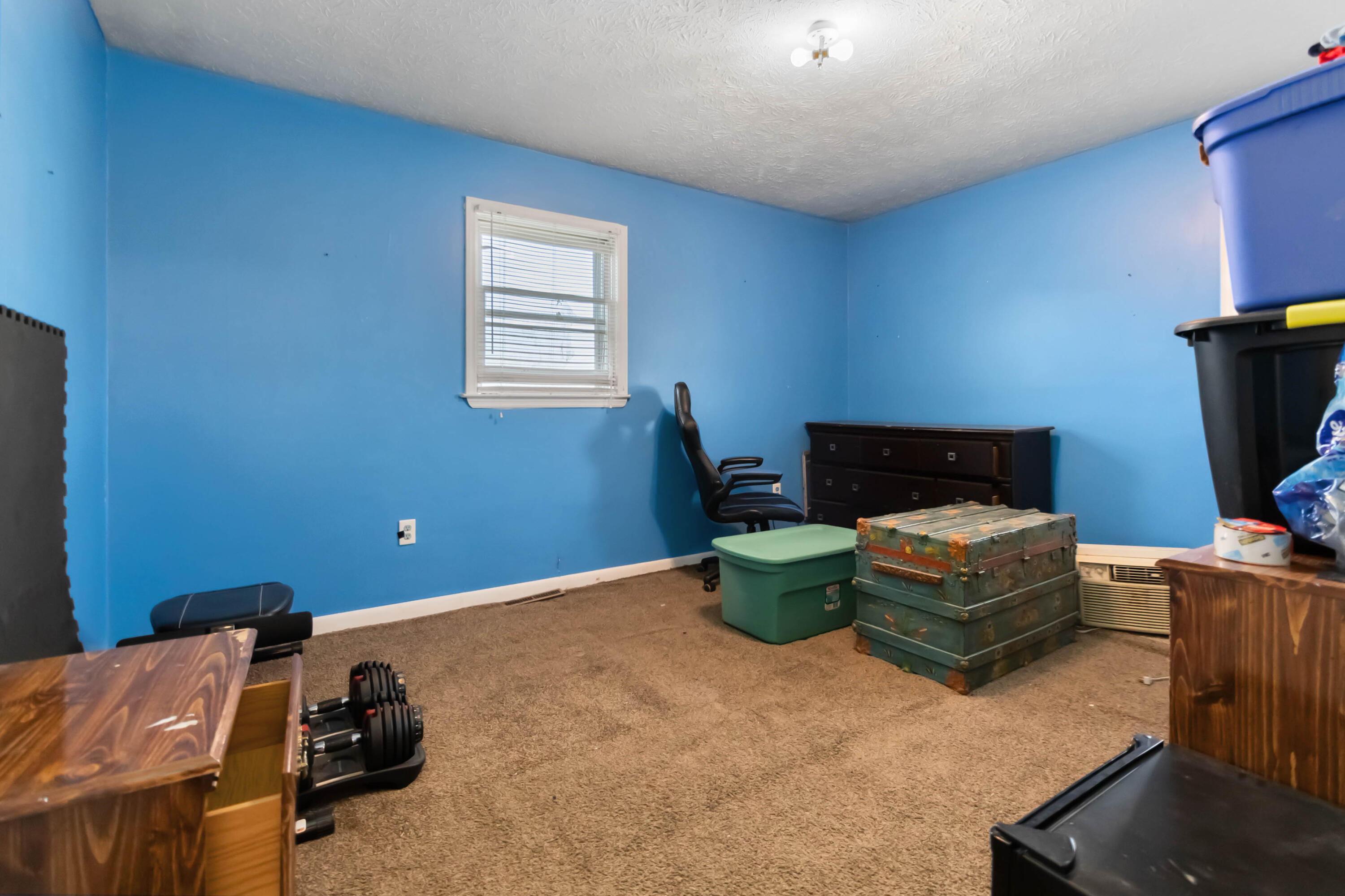 85 Walnut Street Property Photo 7