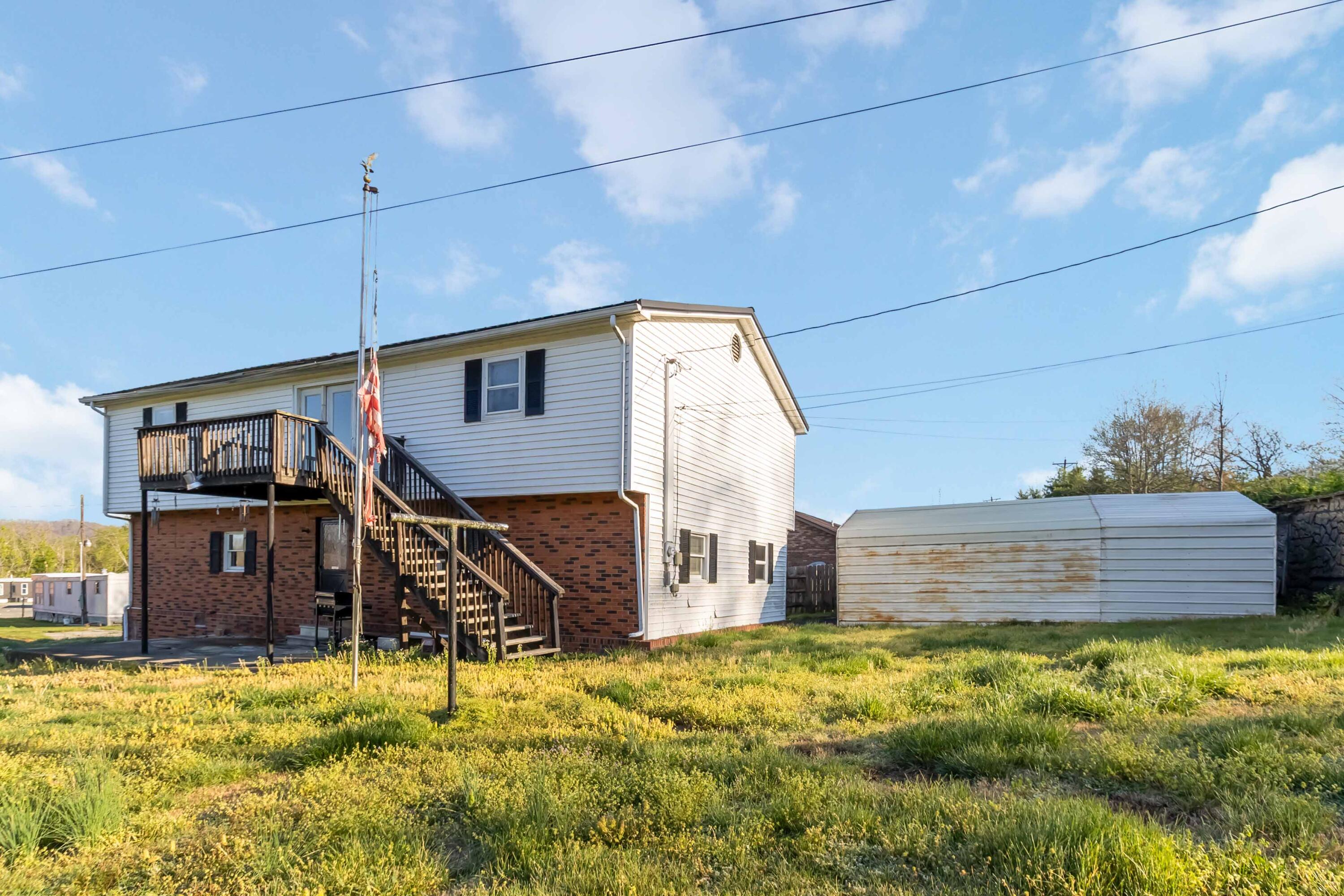 85 Walnut Street Property Photo 10