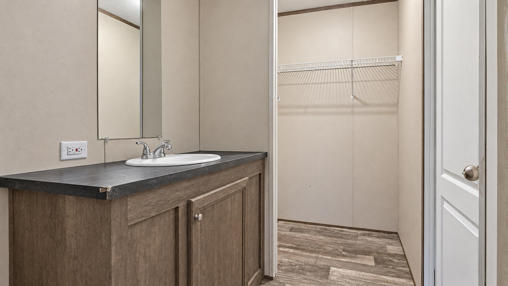 22 Cowbell Avenue Property Photo 14