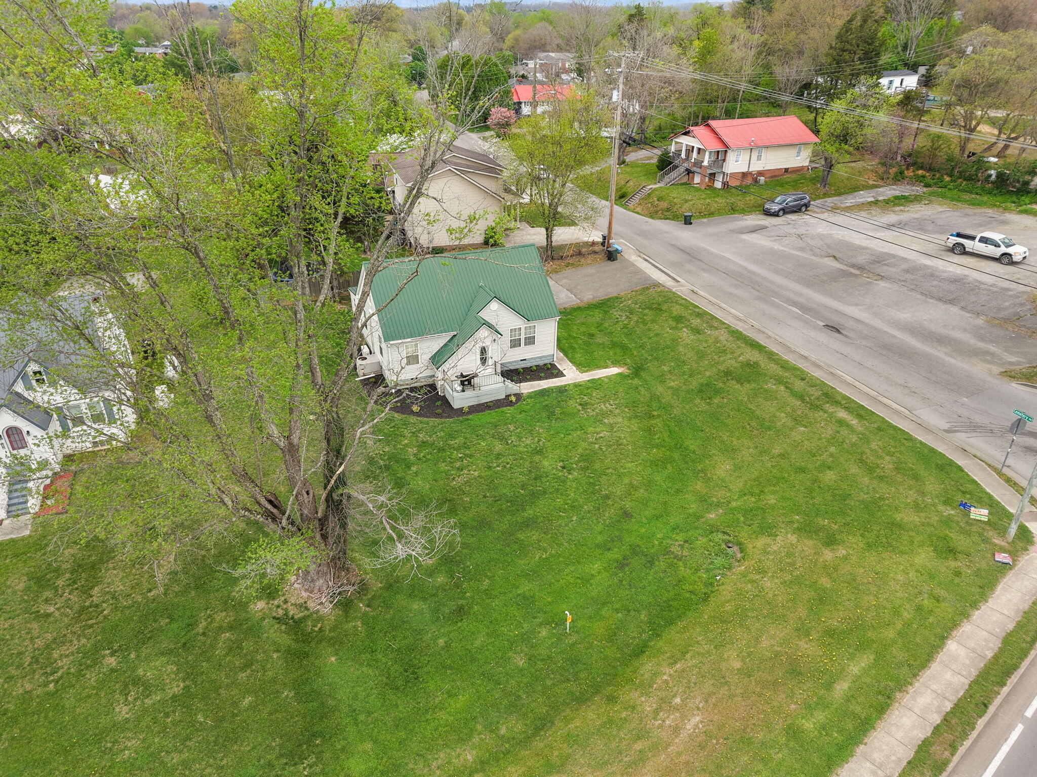 31 Cemetery Road Property Photo 43