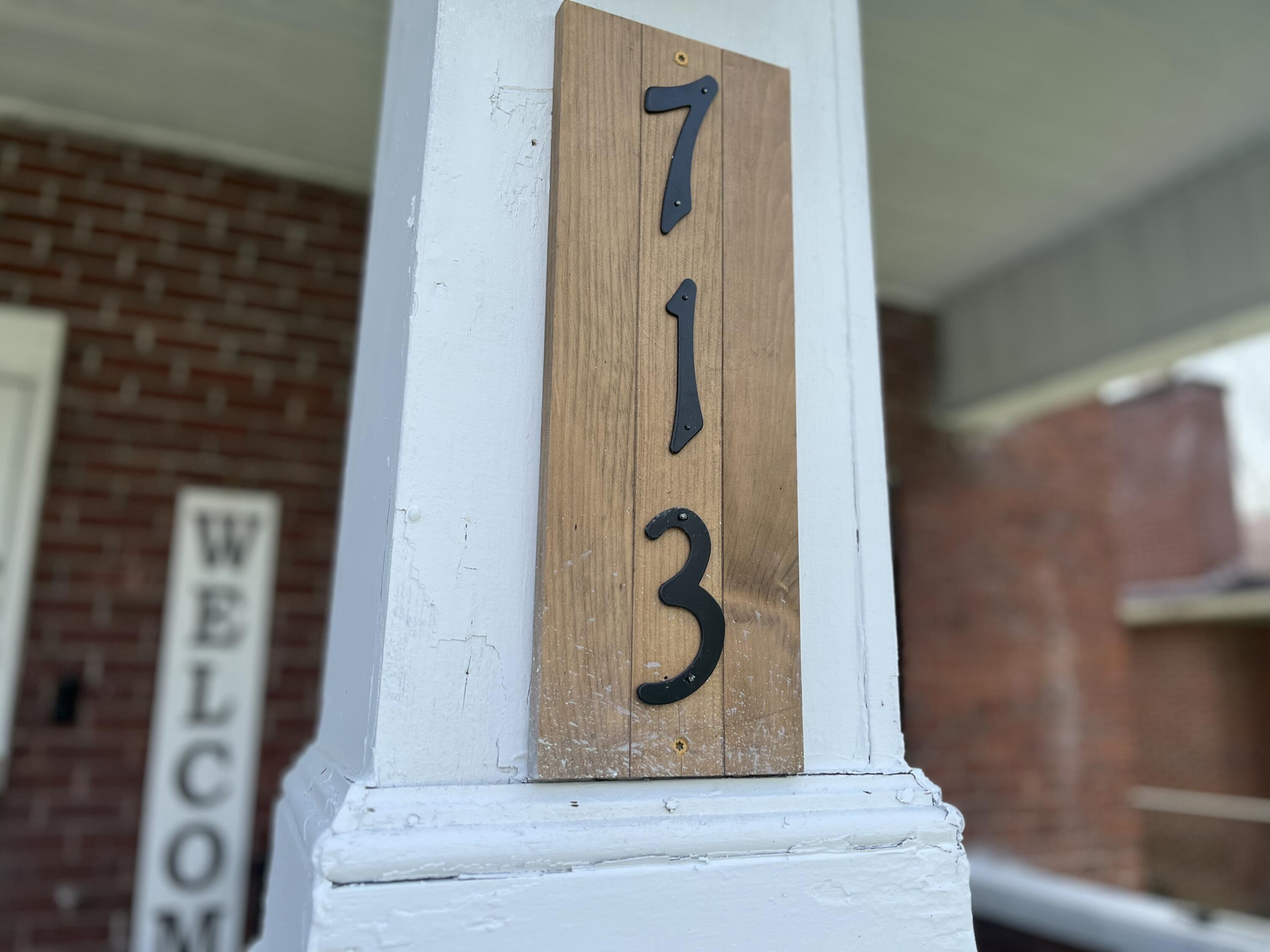 713 Exeter Avenue Property Photo 4