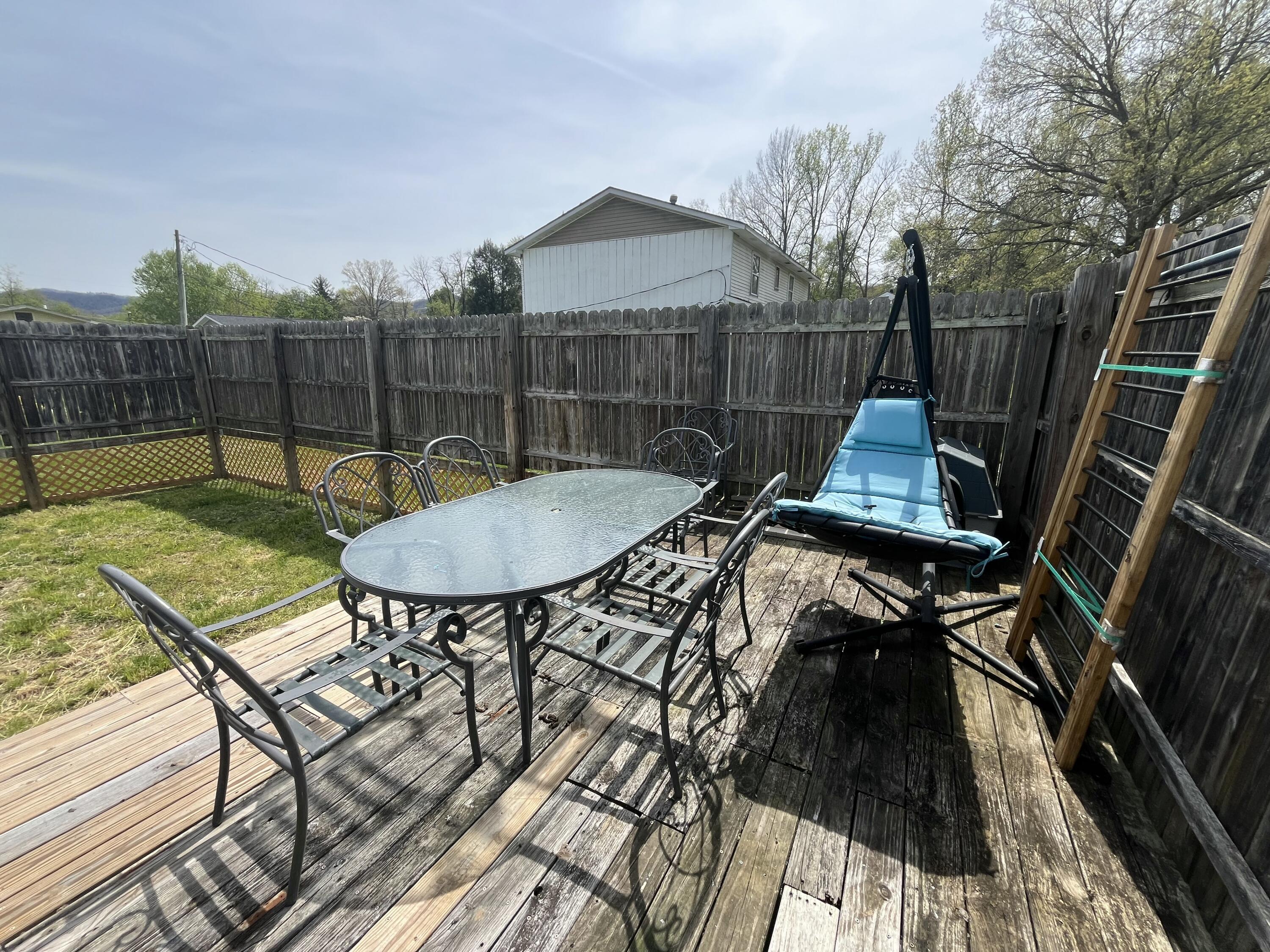 713 Exeter Avenue Property Photo 64