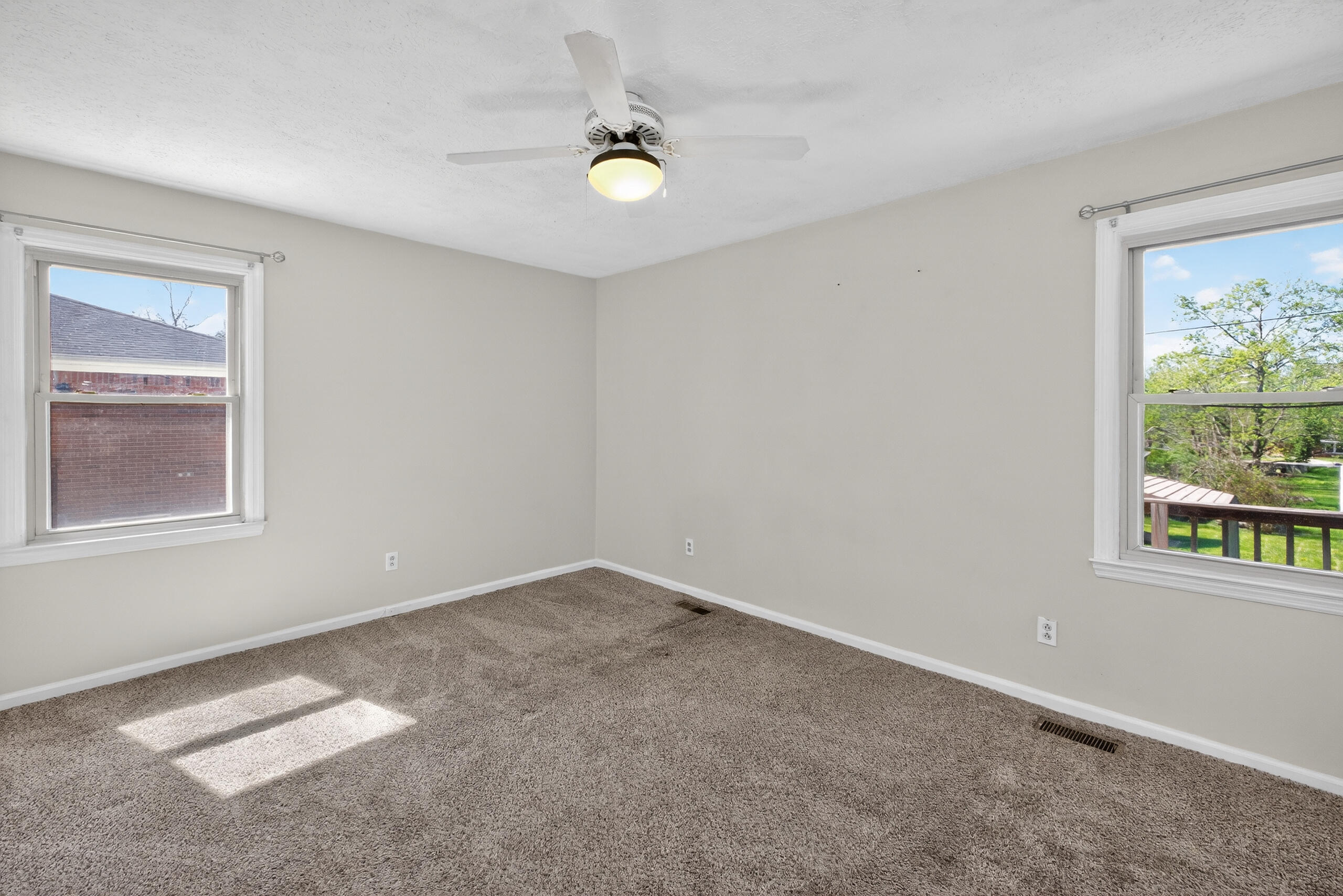 107 Cardinal Drive Property Photo 15