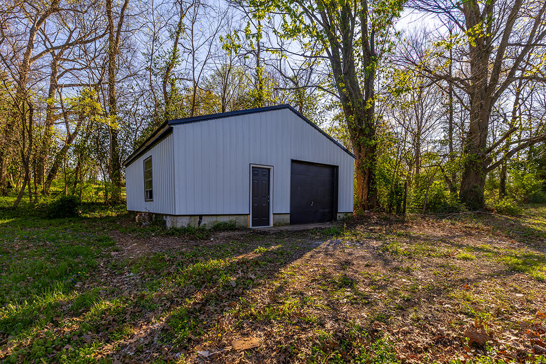 505 Old Us 60 Road Property Photo 6