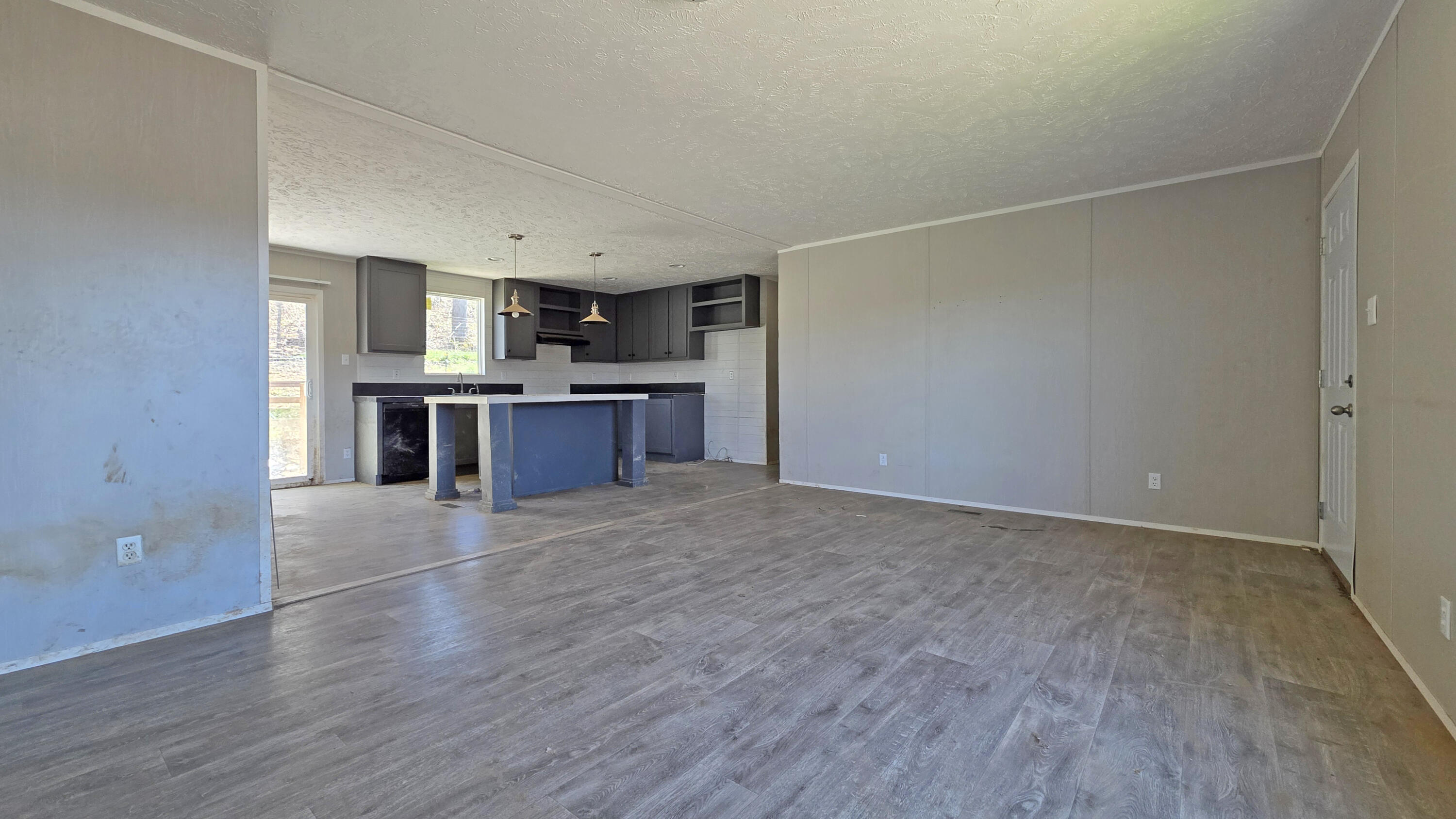 423 Bertram Hollow Road Property Photo 4