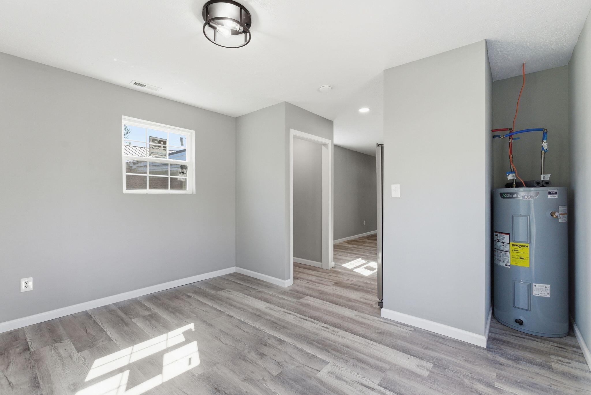 206 Dinsmore Street Property Photo 15