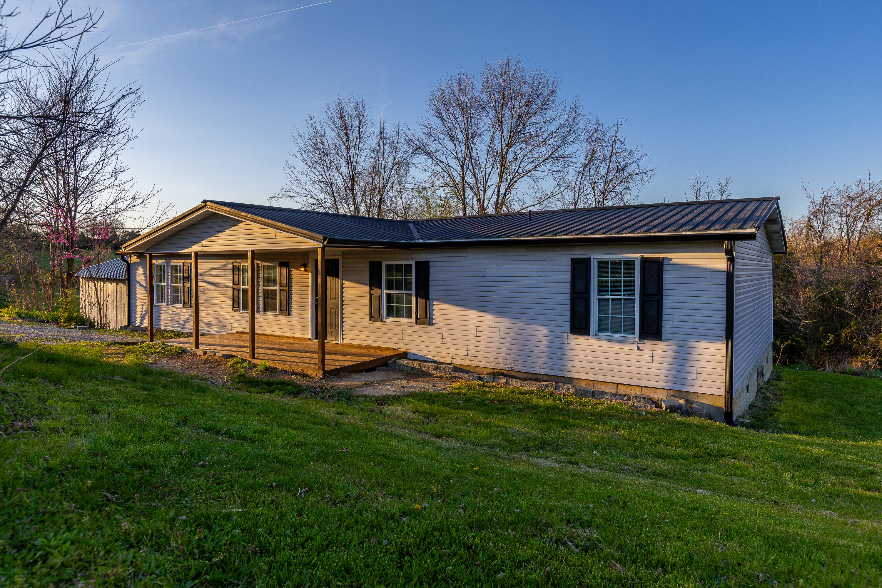 262 Oak Ridge Road Property Photo 1
