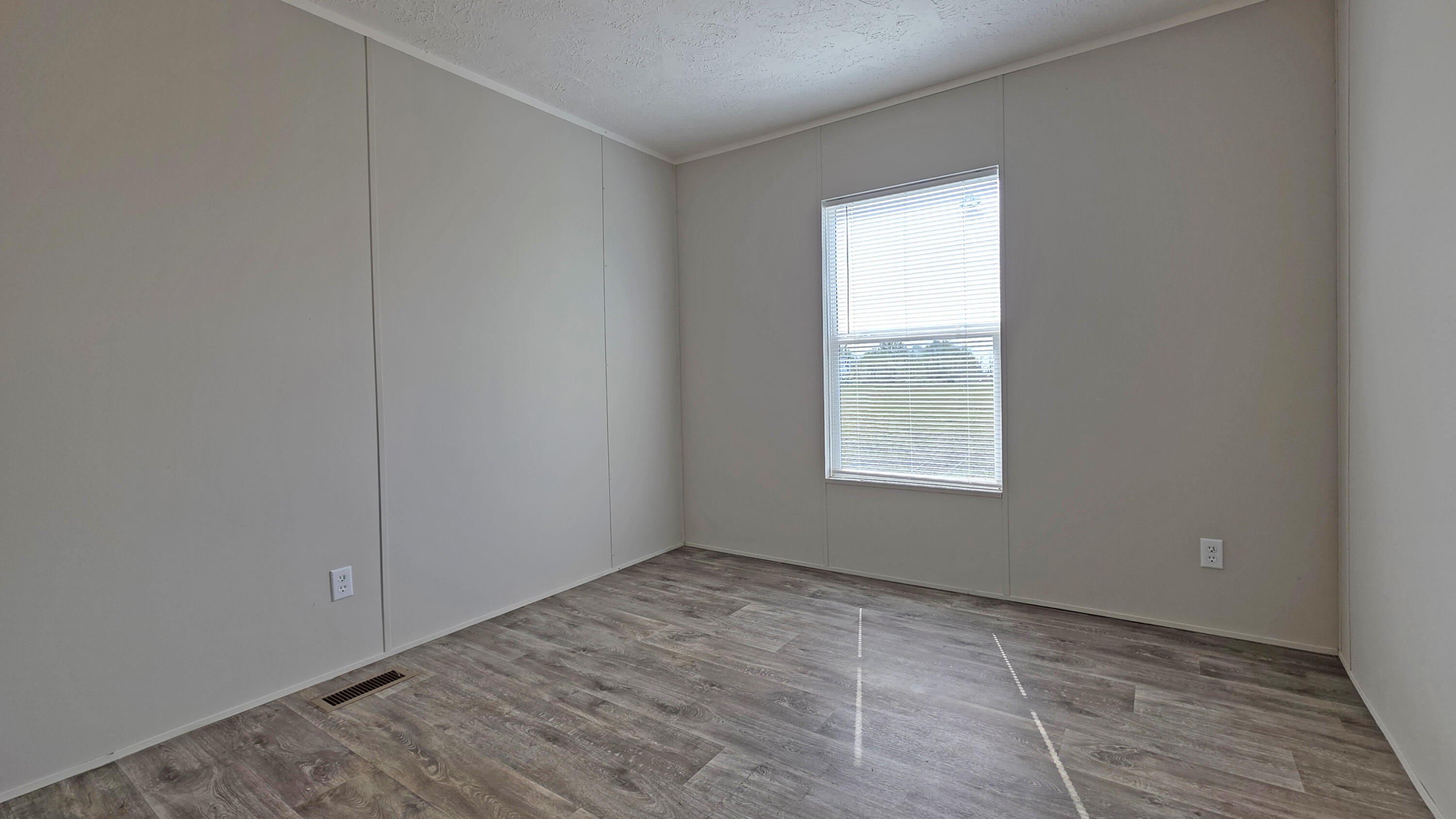 23 Grace Lane Property Photo 25