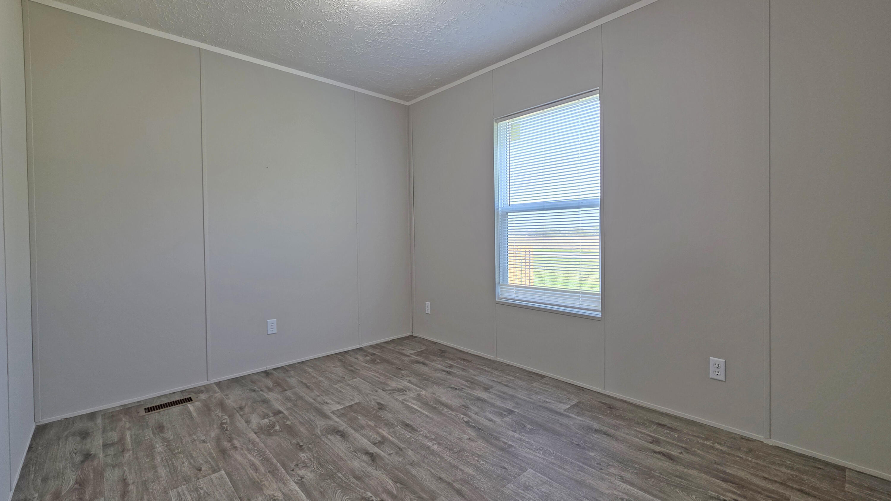 23 Grace Lane Property Photo 27