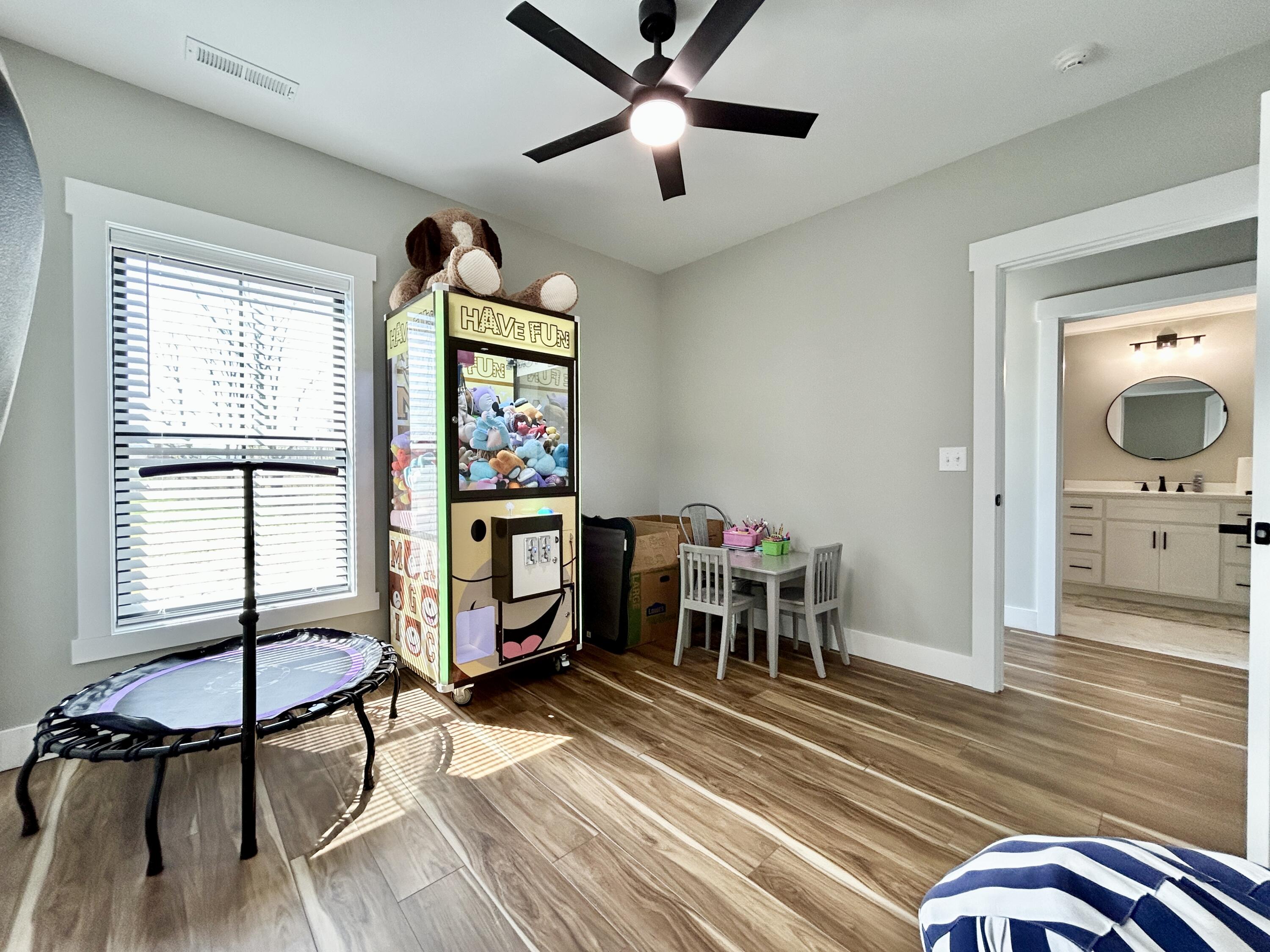 808 Goldenberg Lane Property Photo 102