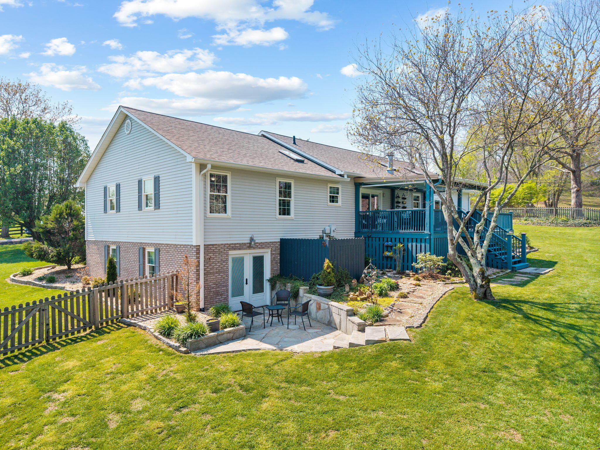 14 Brookview Lane Property Photo 5