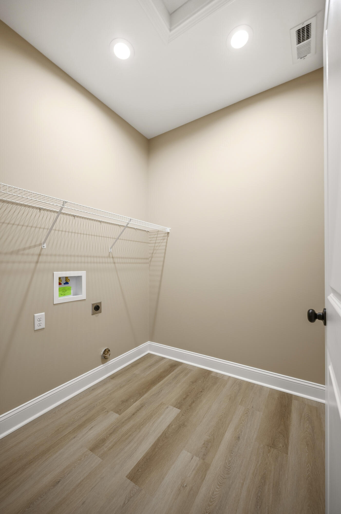 117 Cabela Drive Property Photo 23