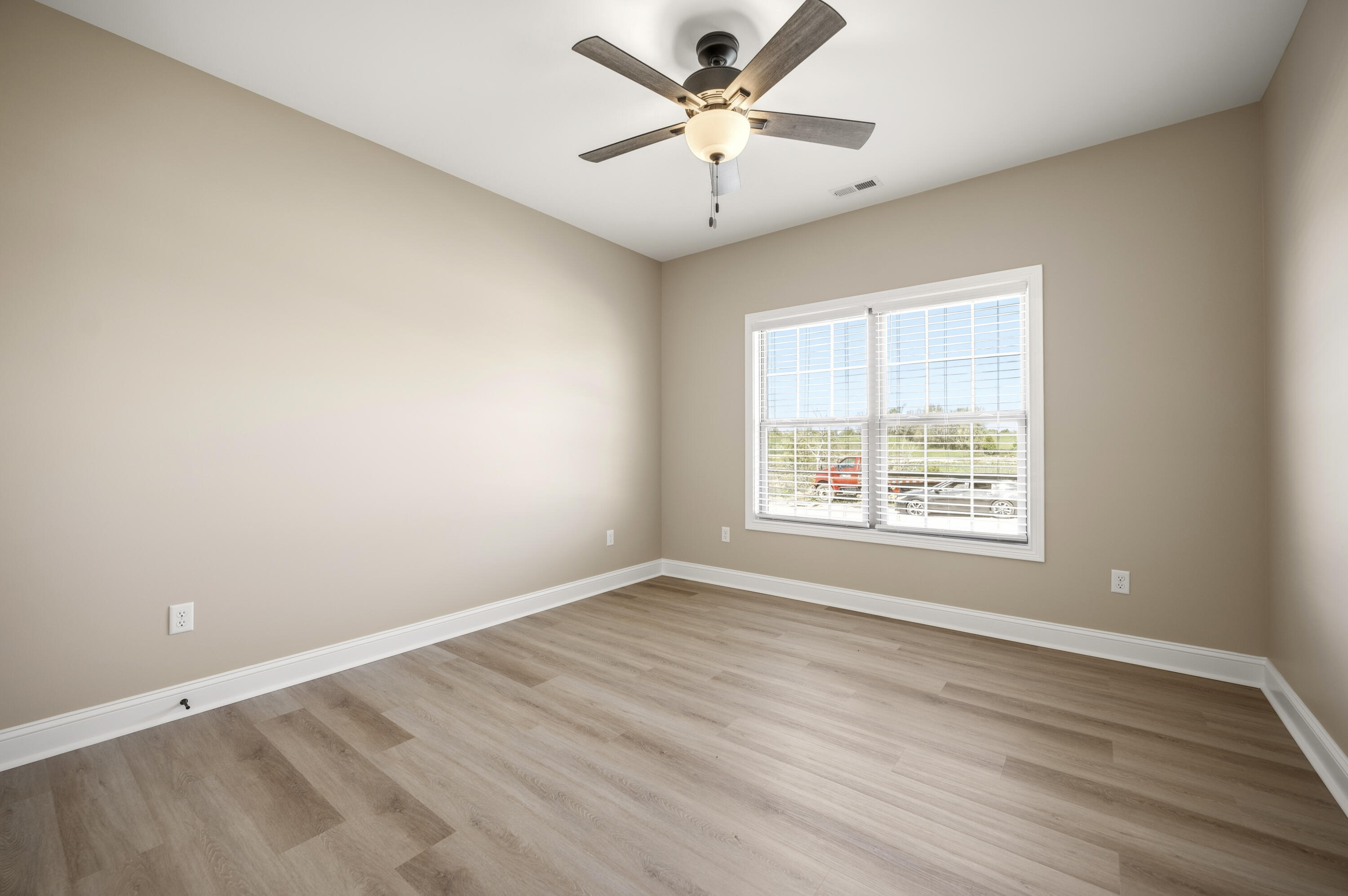 117 Cabela Drive Property Photo 26