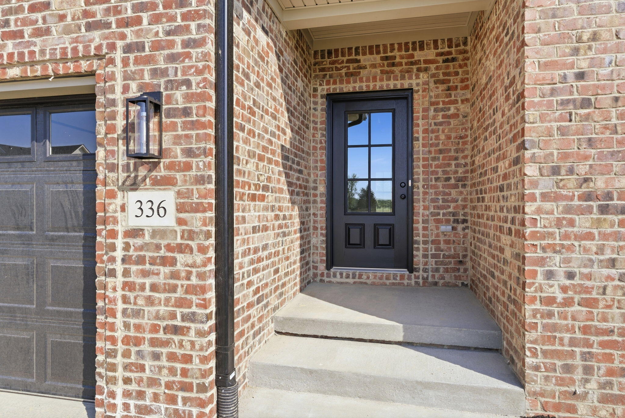 336 Mohegan Trail Property Photo 4
