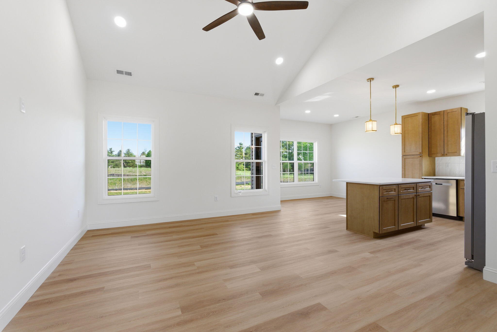 336 Mohegan Trail Property Photo 6