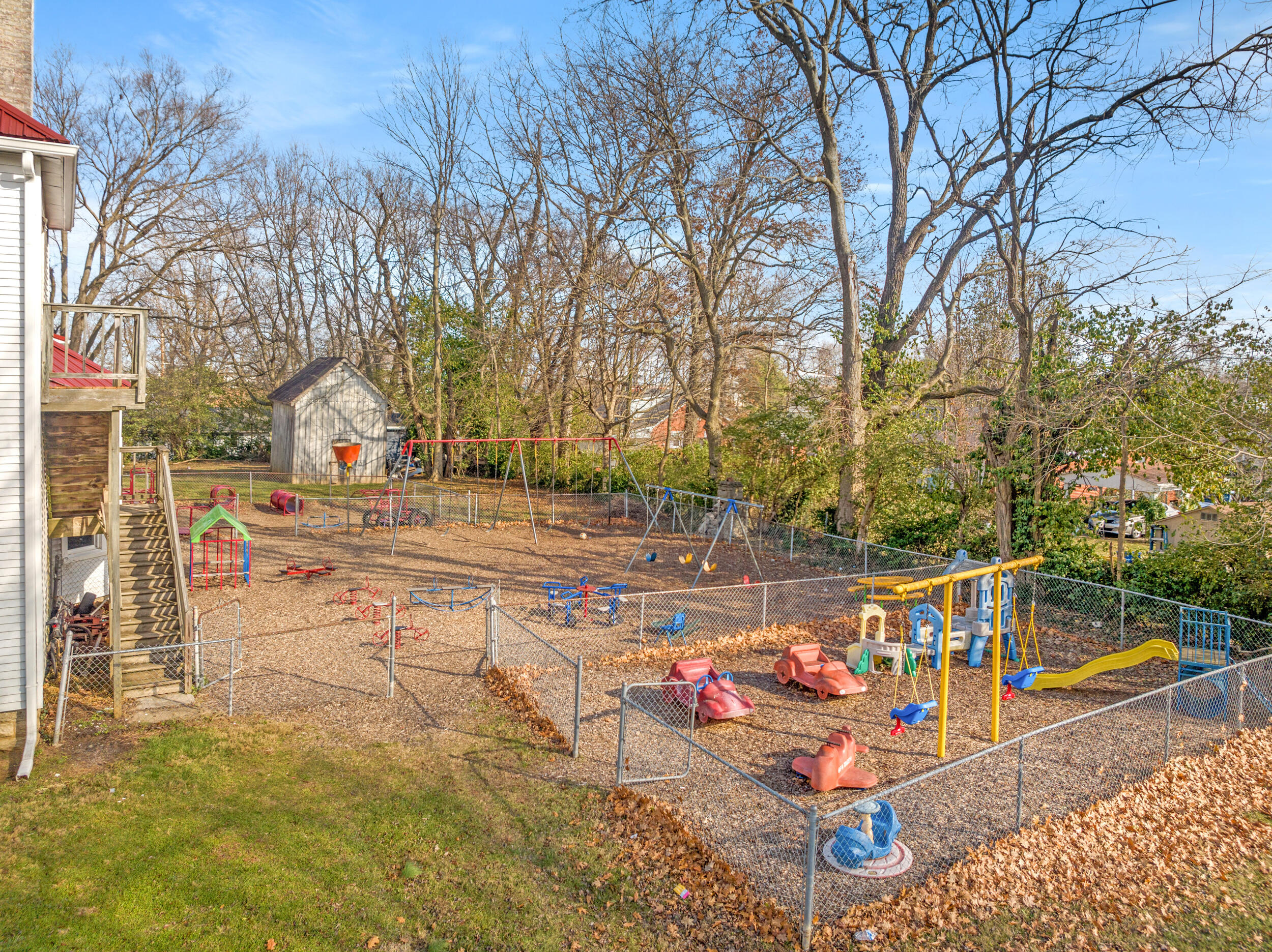 380 Amsden Avenue Property Photo 6