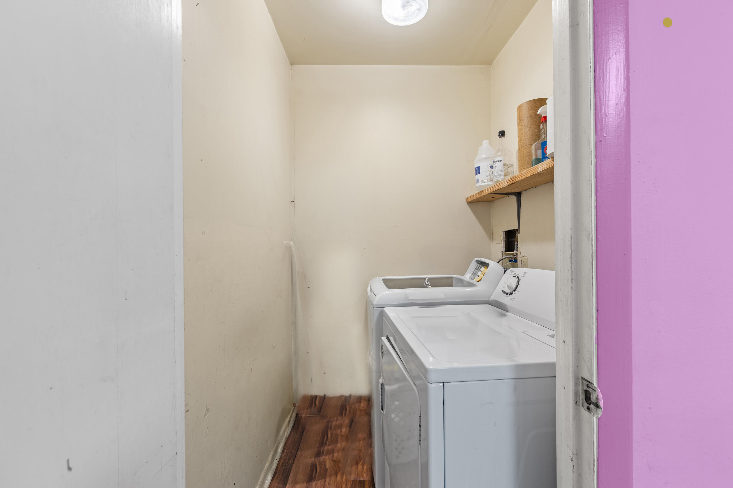 380 Amsden Avenue Property Photo 19