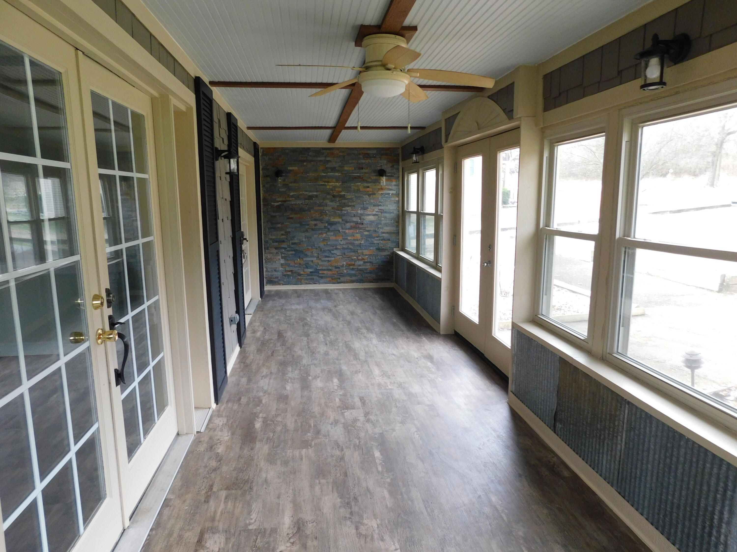 246 Hughley Lane Property Photo 4