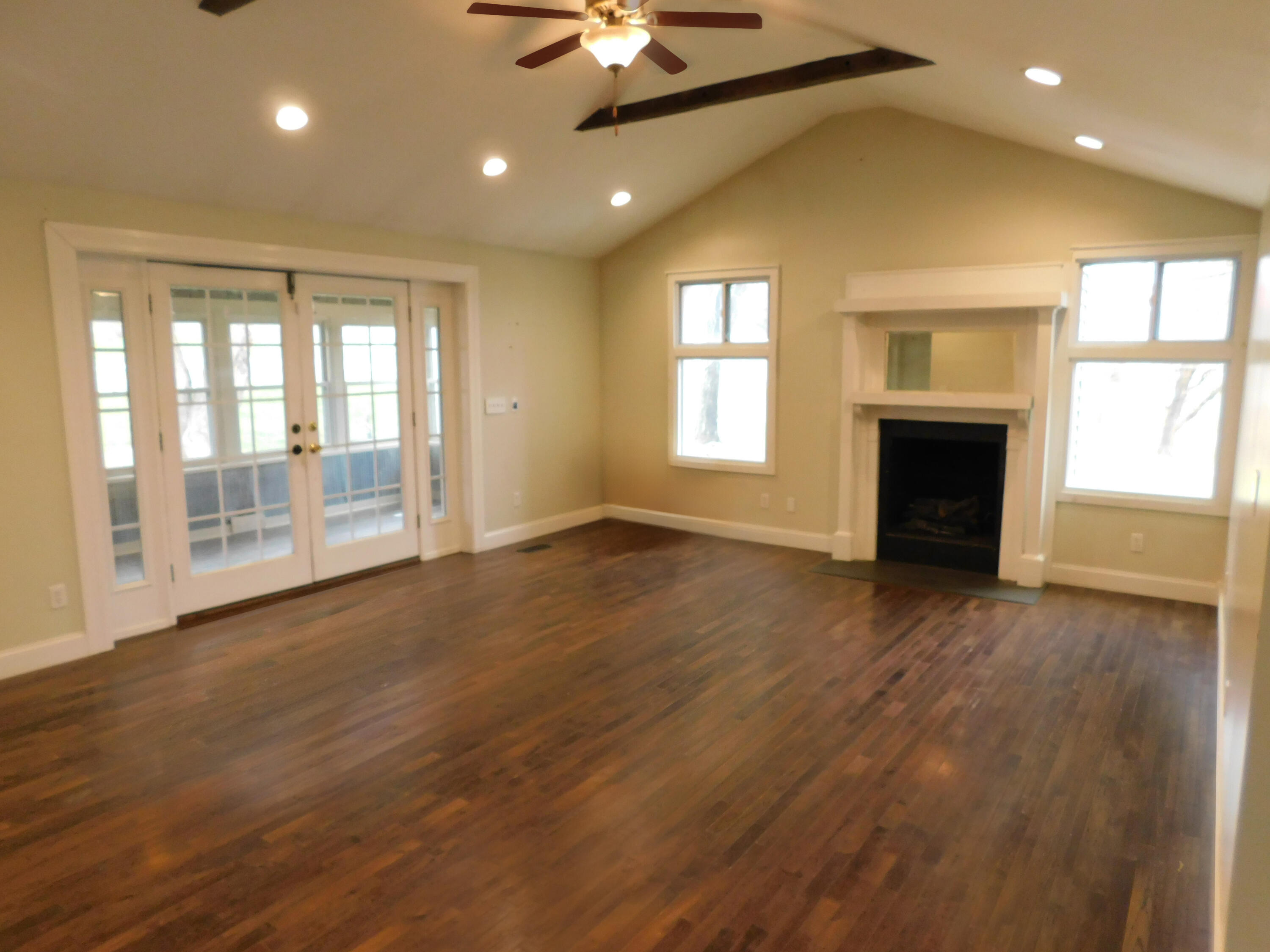 246 Hughley Lane Property Photo 7