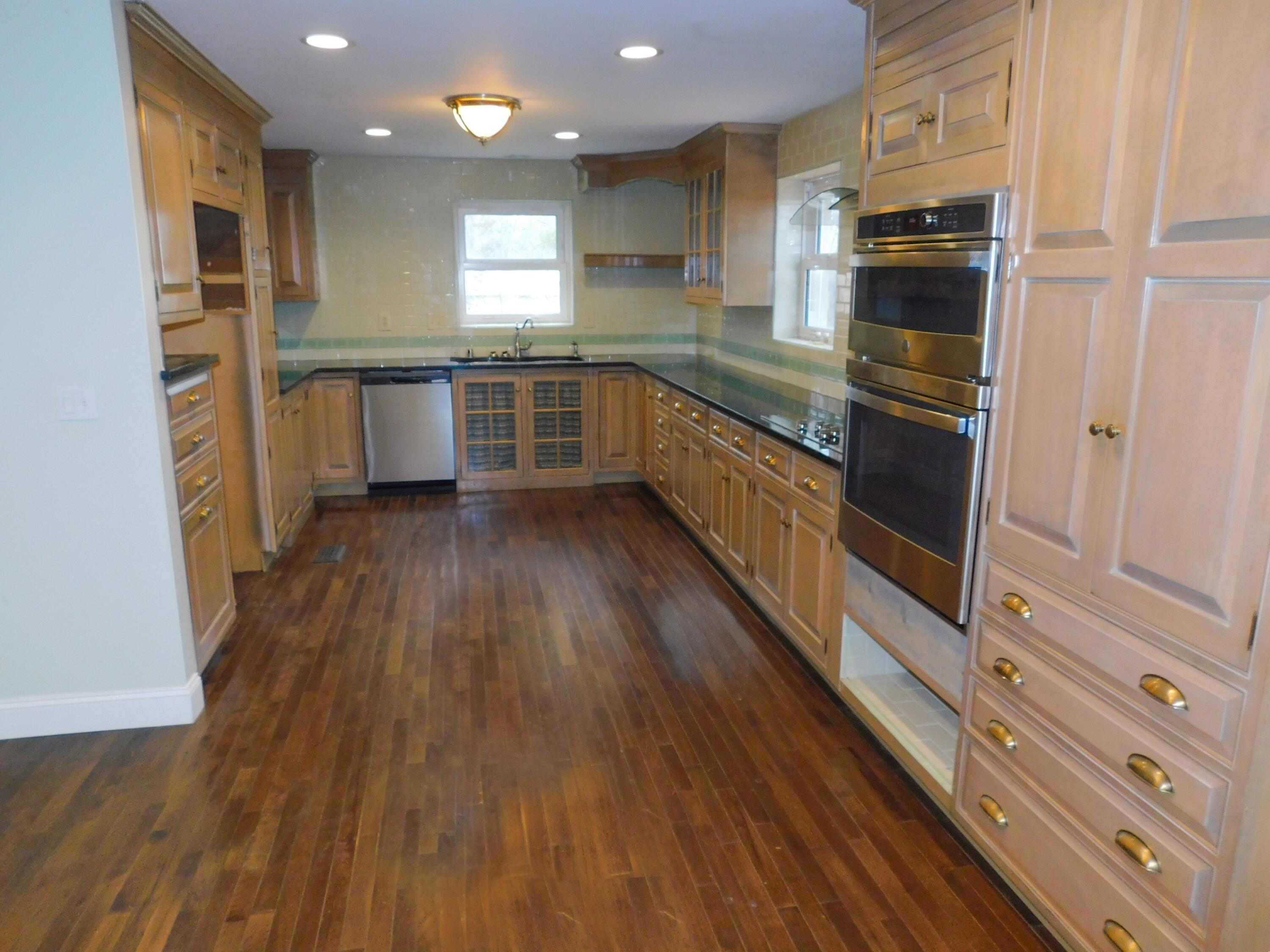 246 Hughley Lane Property Photo 10