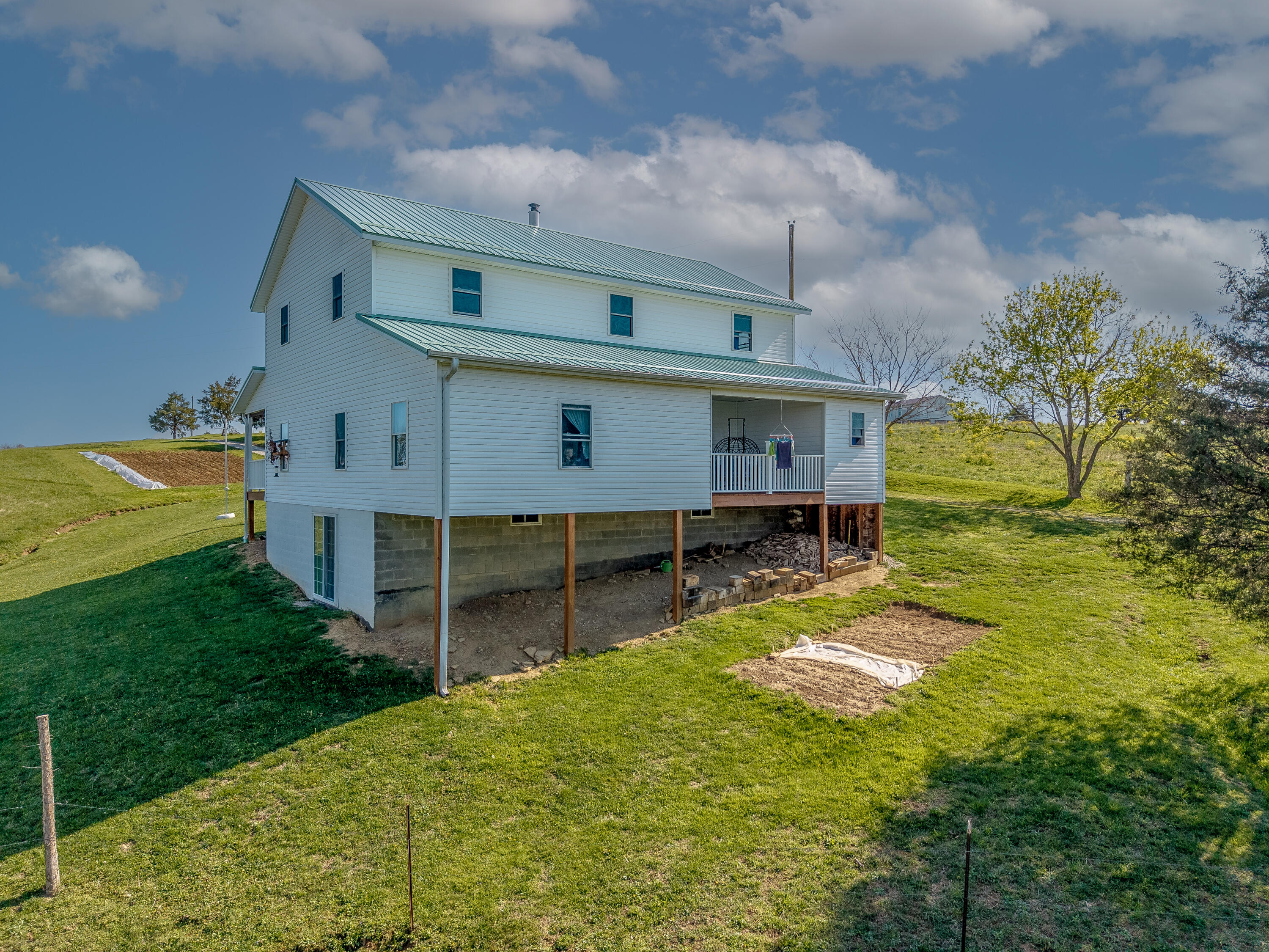 607 Saunders Lane Property Photo 10