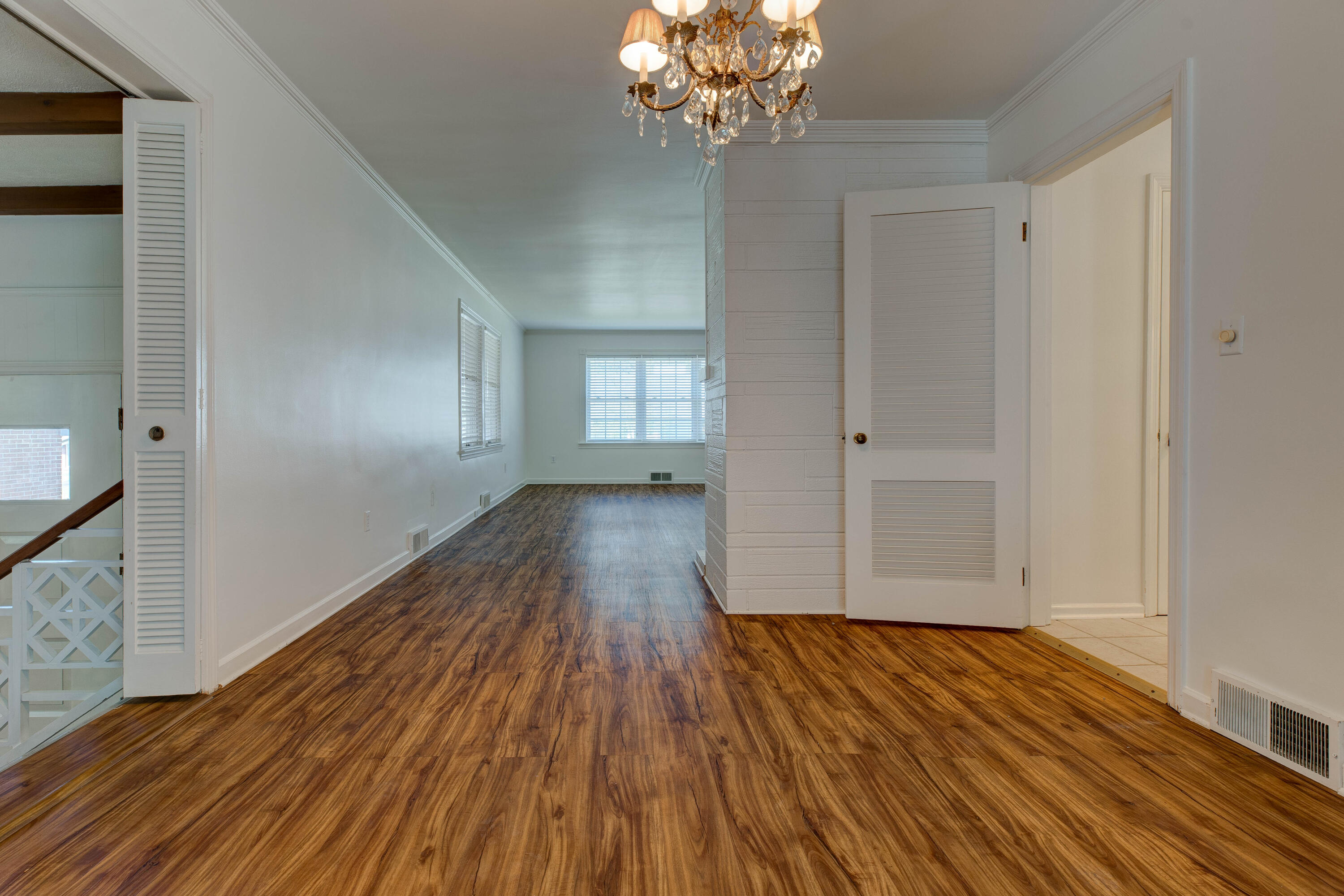 212 Sterling Avenue Property Photo 10