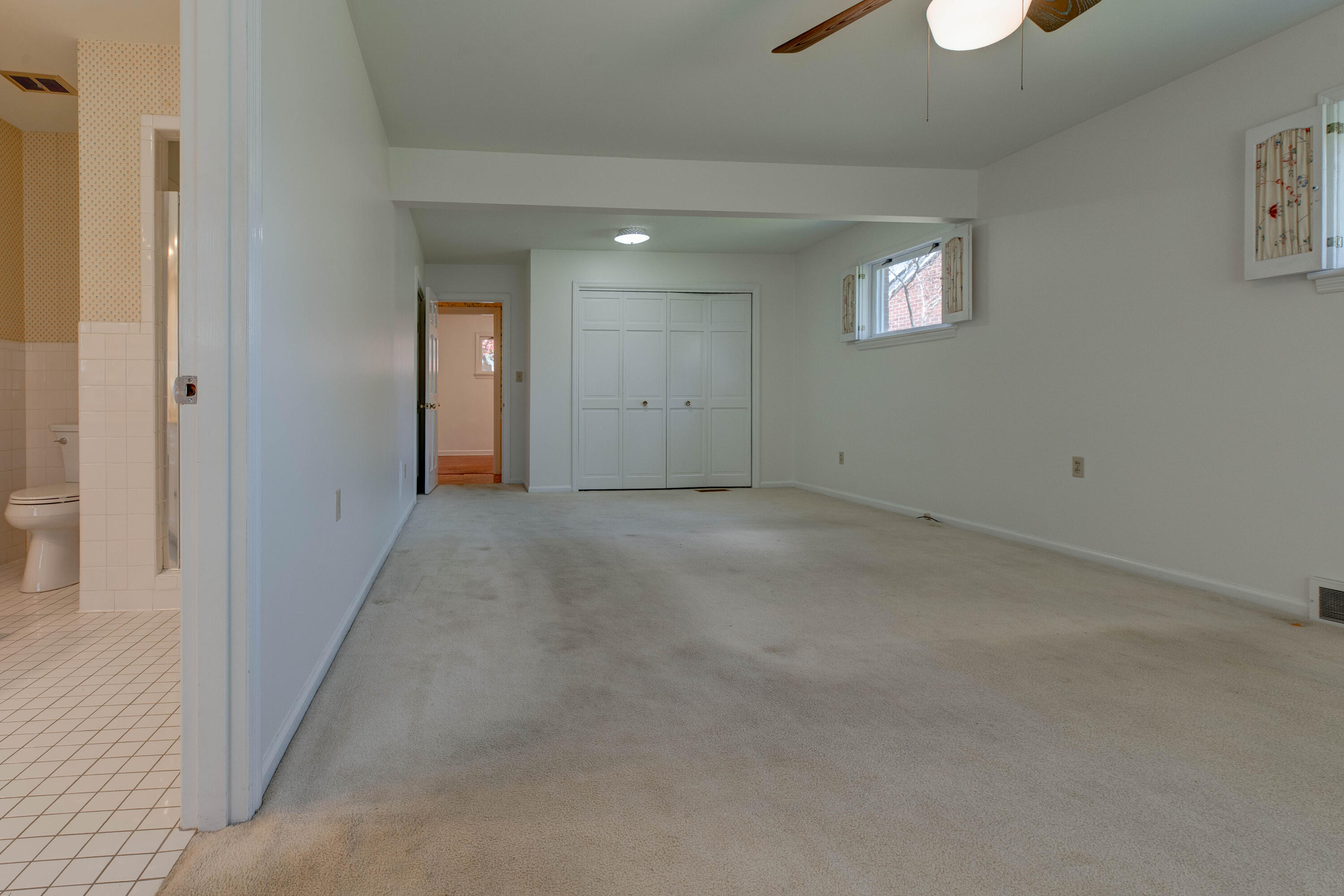 212 Sterling Avenue Property Photo 18