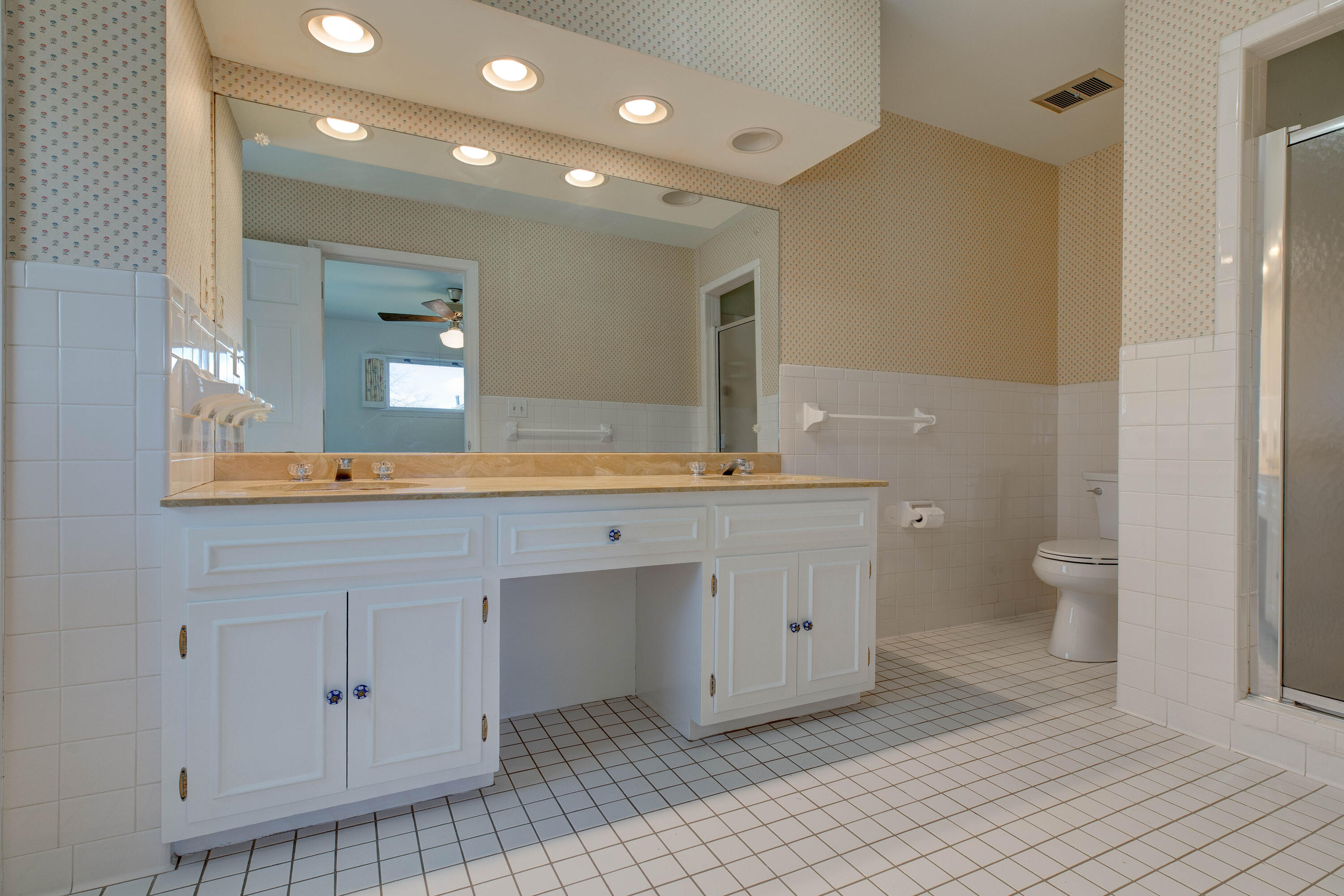 212 Sterling Avenue Property Photo 20
