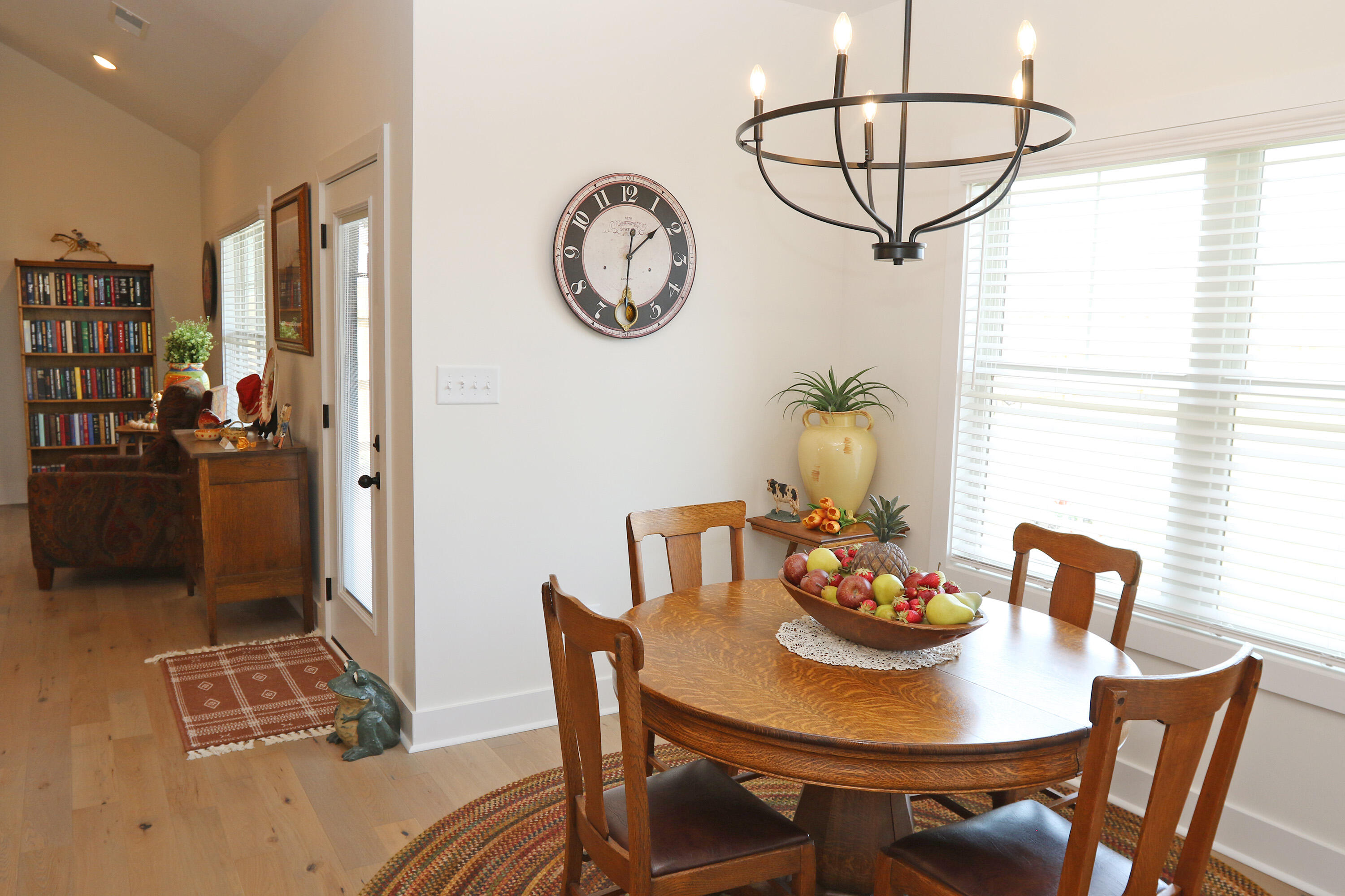 1104 Mission Drive Property Photo 16
