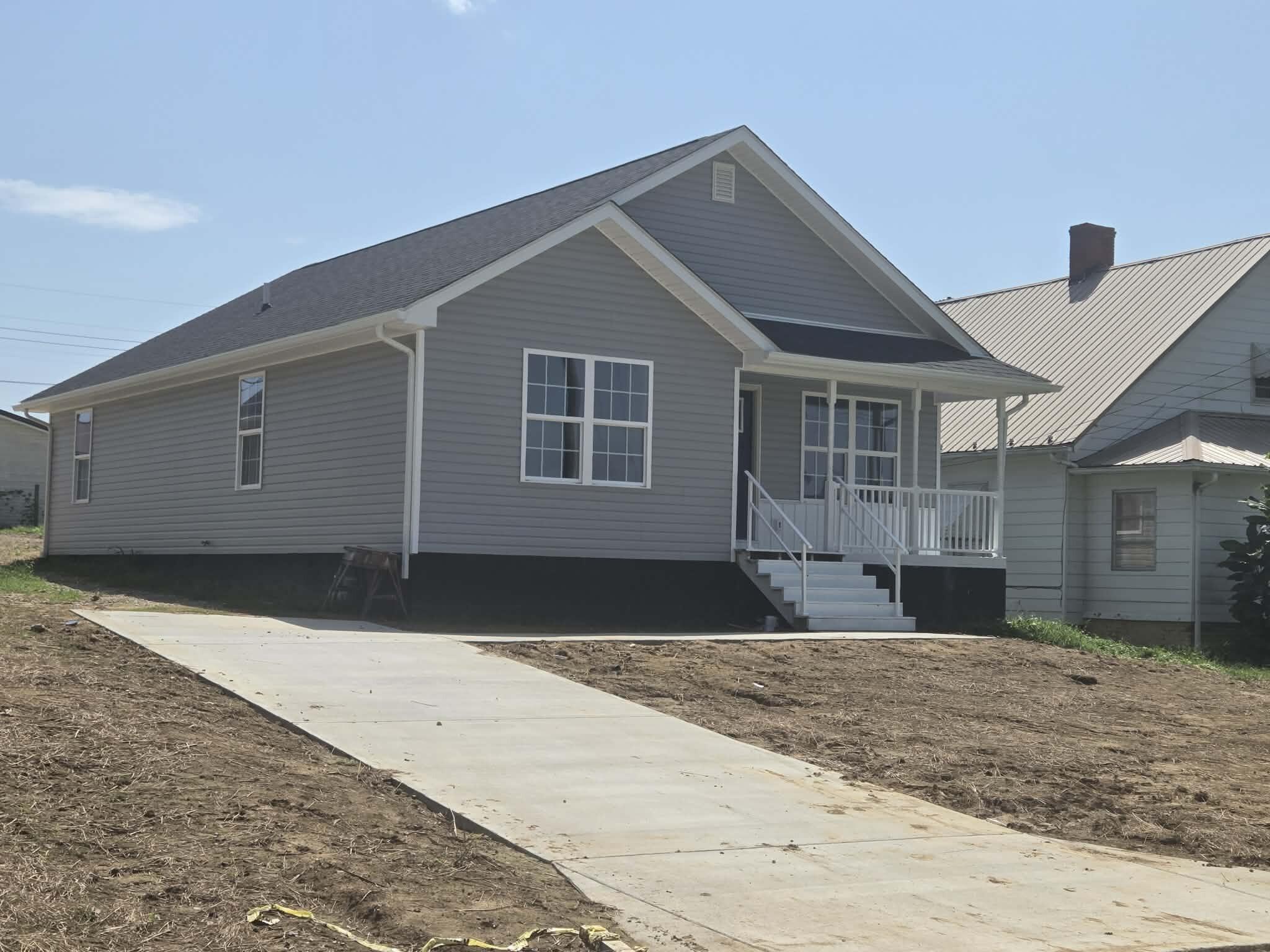 40 Riverview Road Property Photo 2