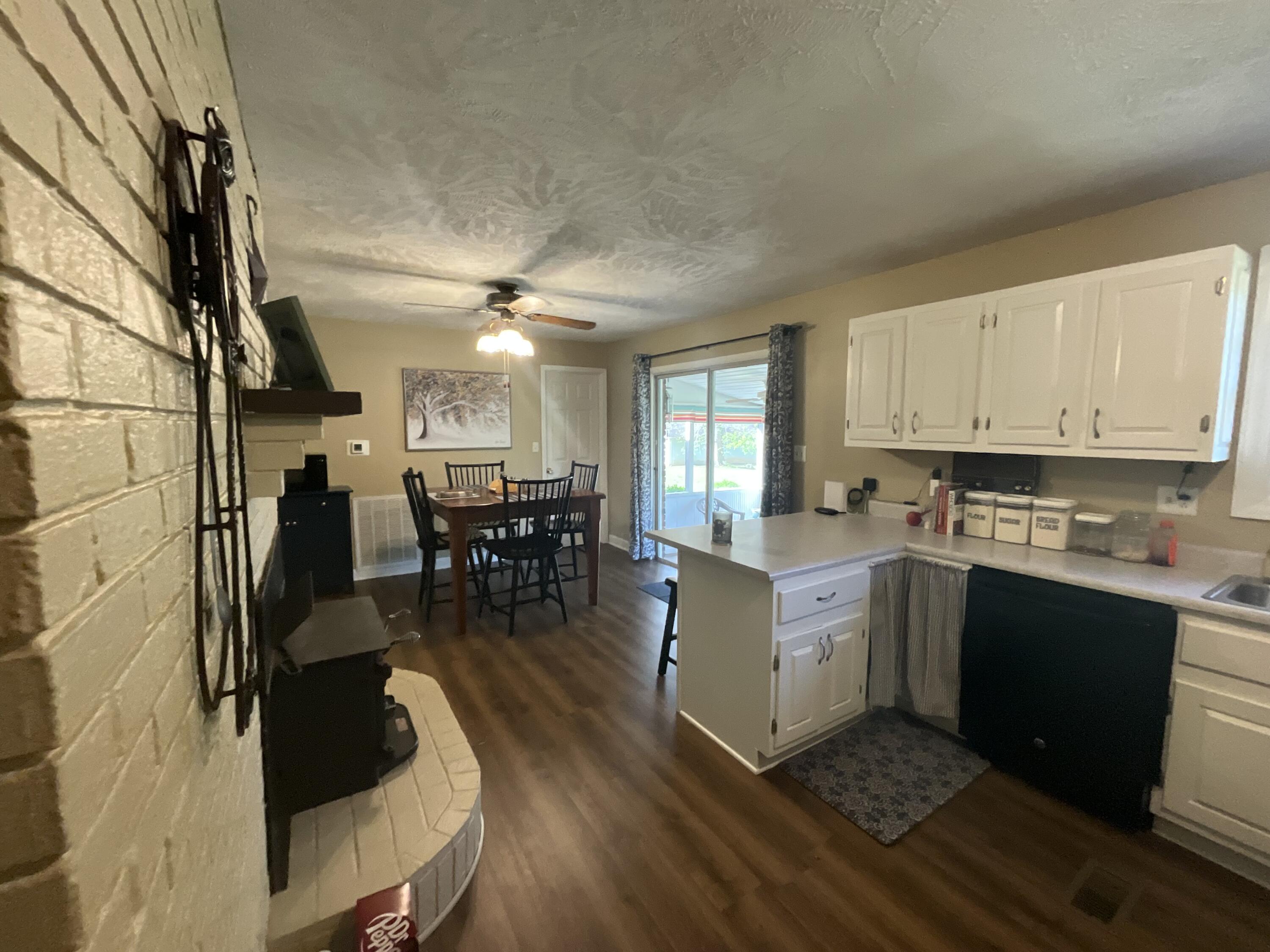 110 Cherry Lane Property Photo 13