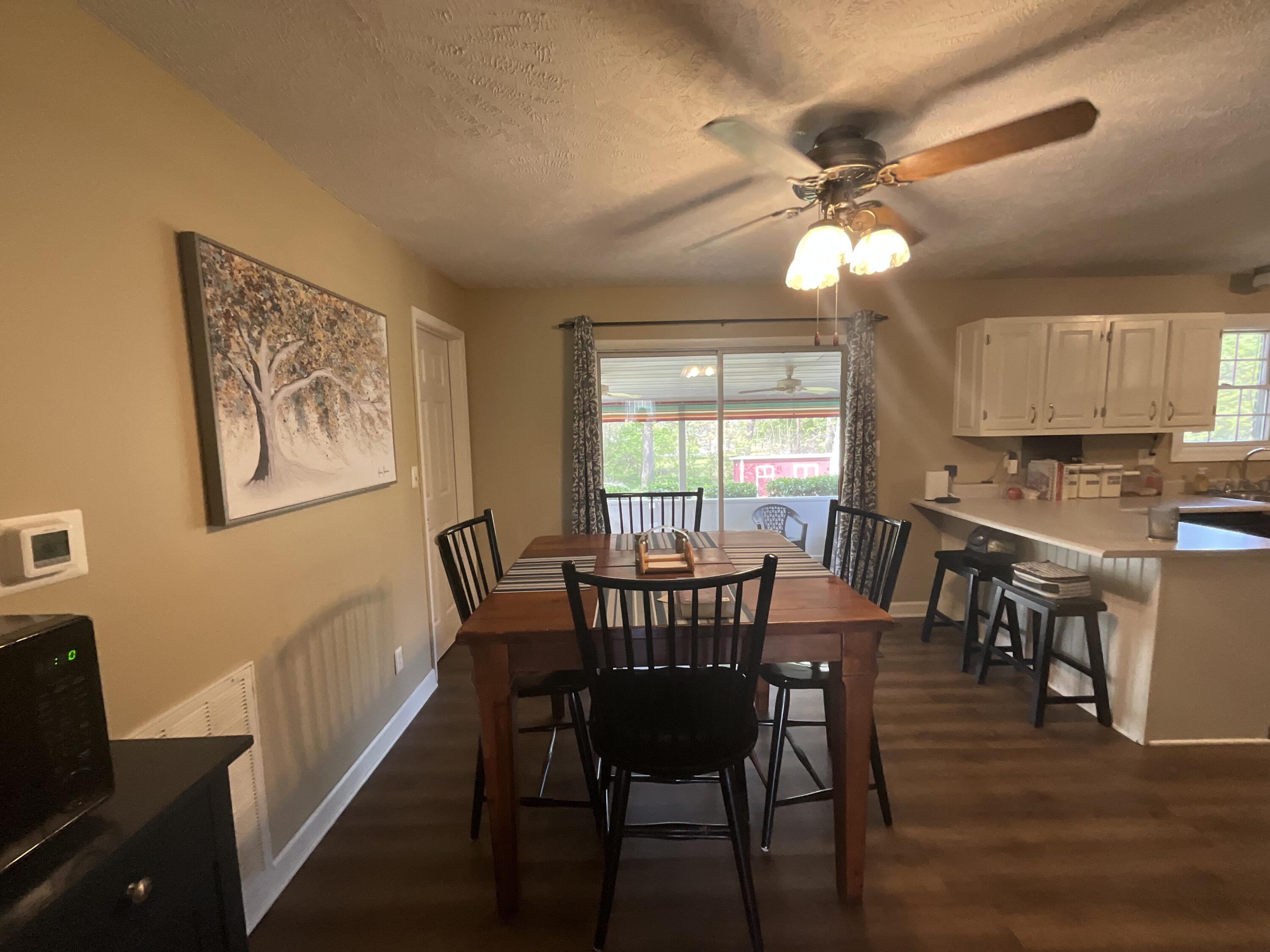 110 Cherry Lane Property Photo 18