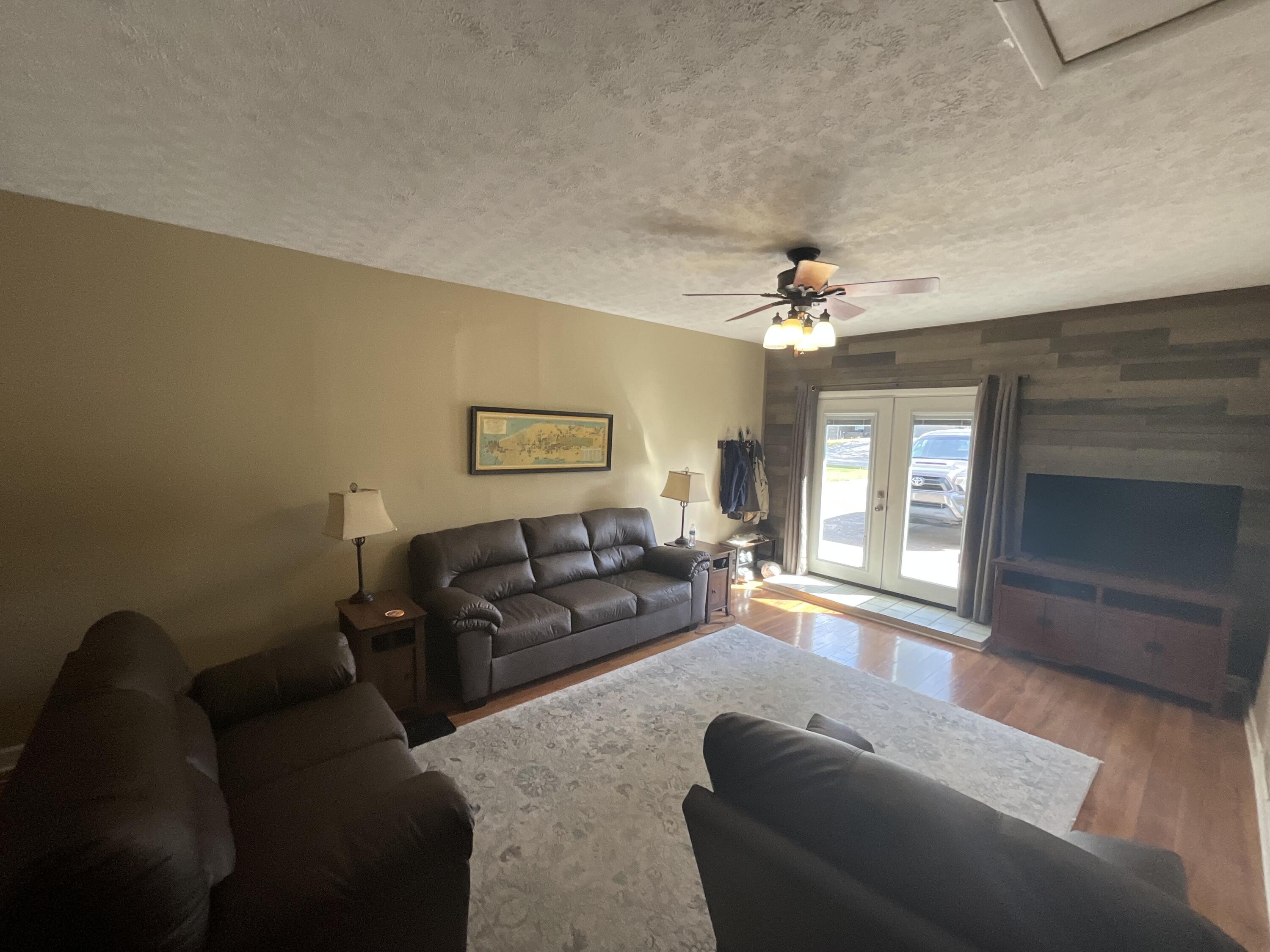 110 Cherry Lane Property Photo 19