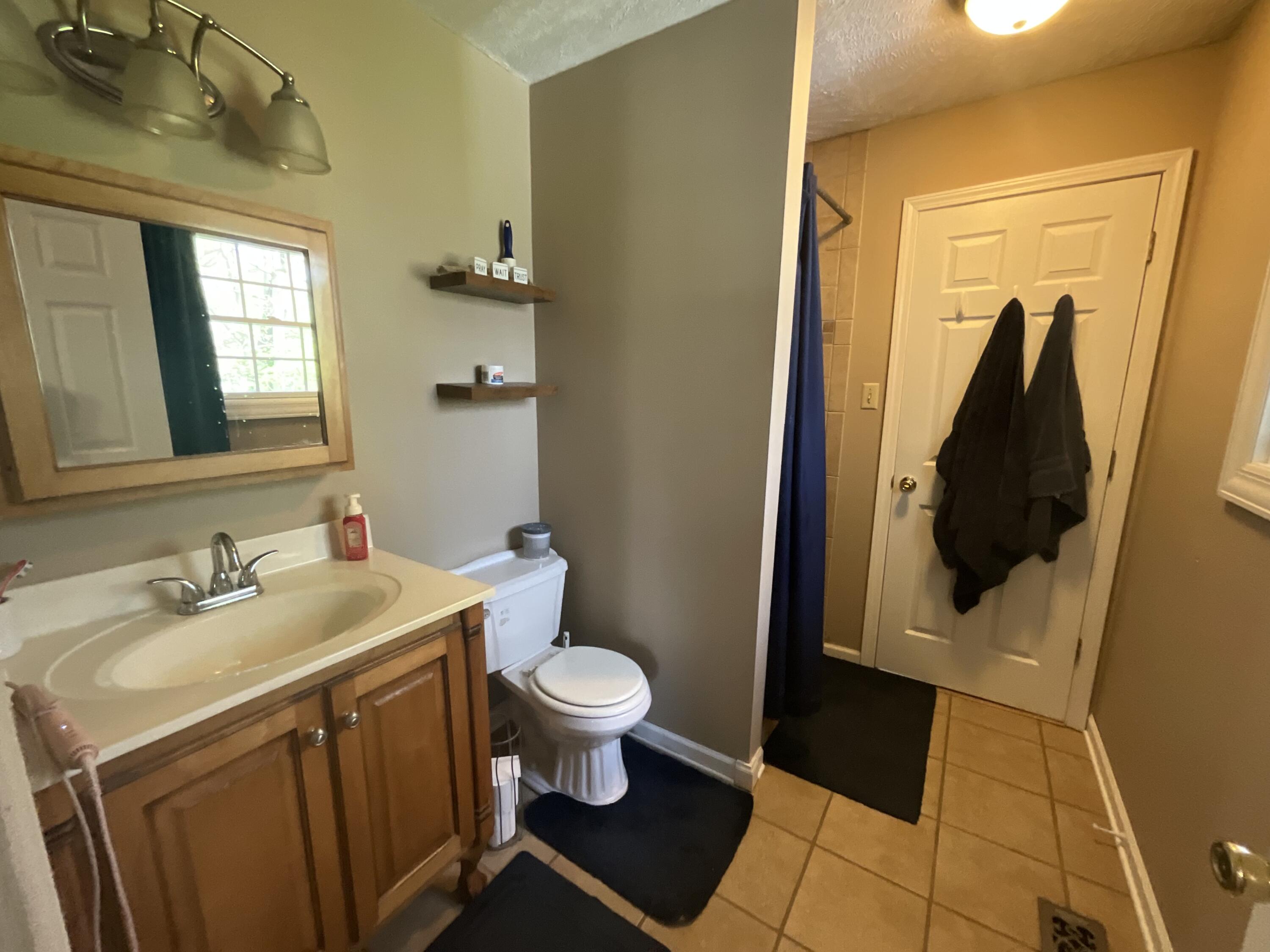 110 Cherry Lane Property Photo 45
