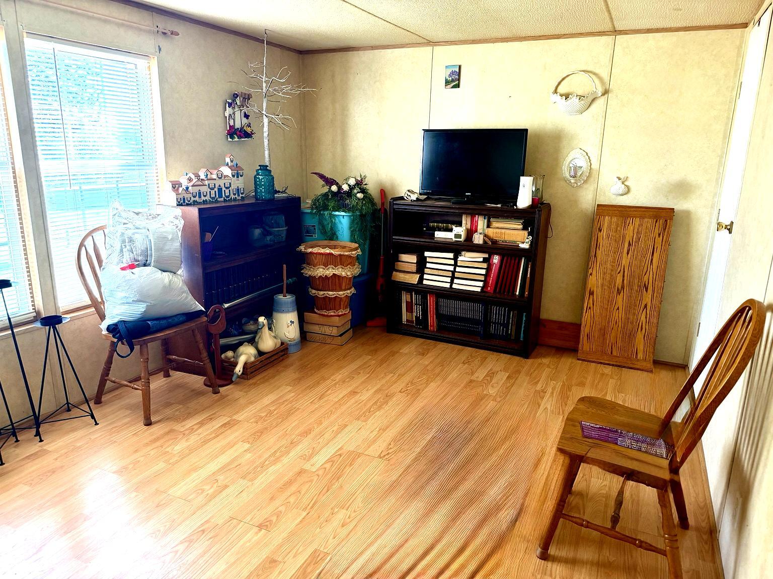 565 Bell Lane Property Photo 10