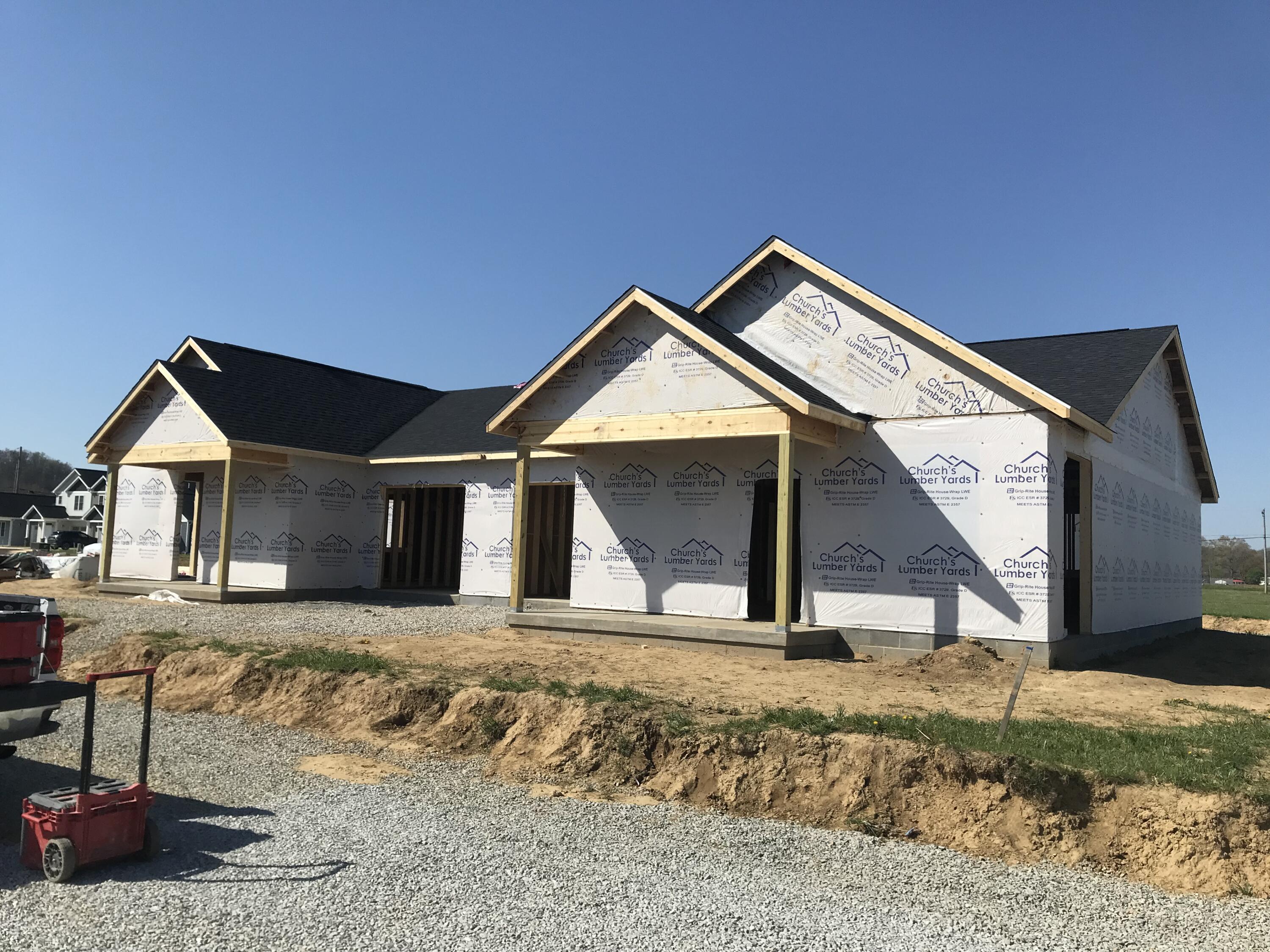 302 Bluegrass Way Property Photo 4