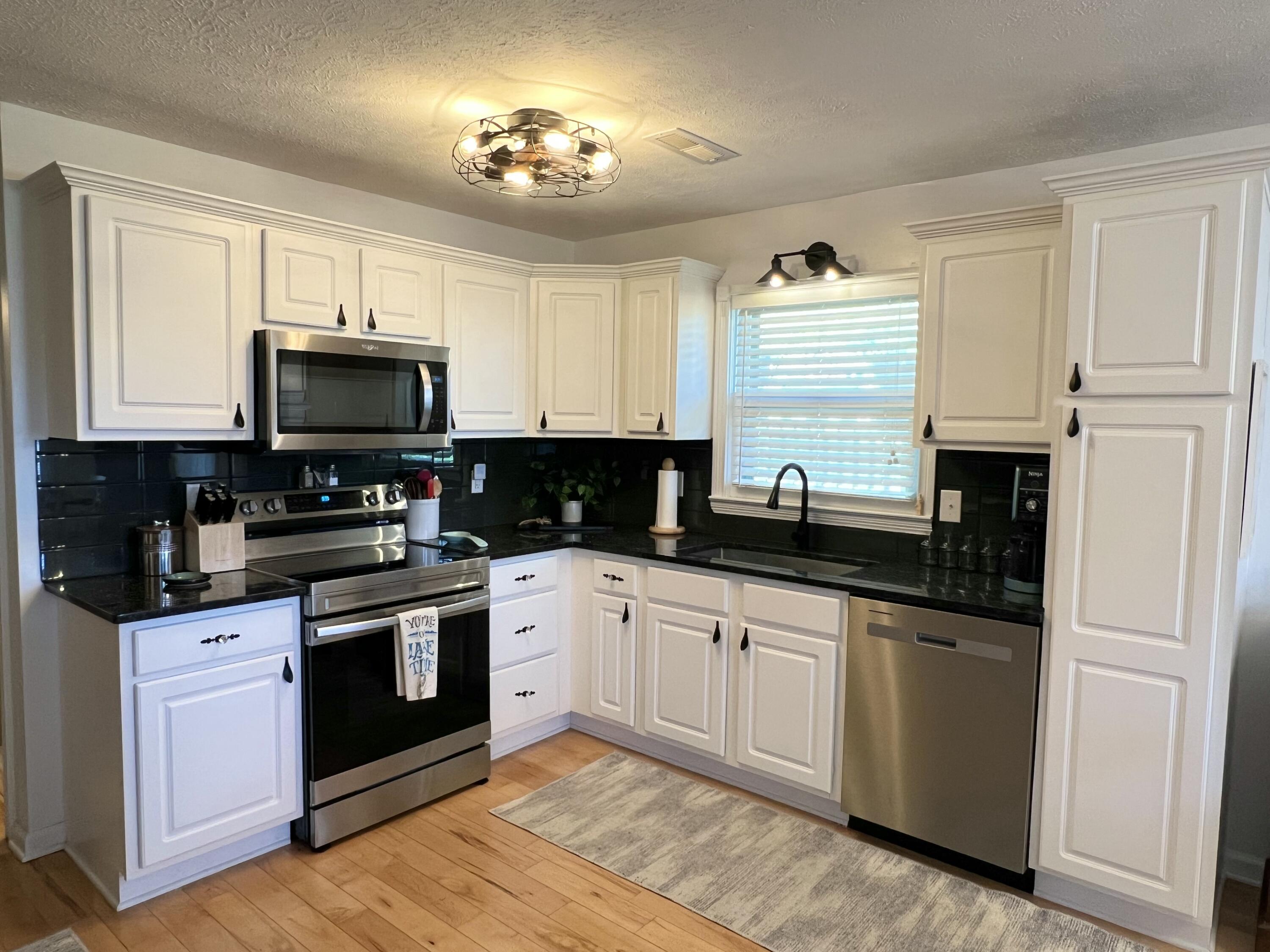 56 Lily Creek Court Property Photo 12