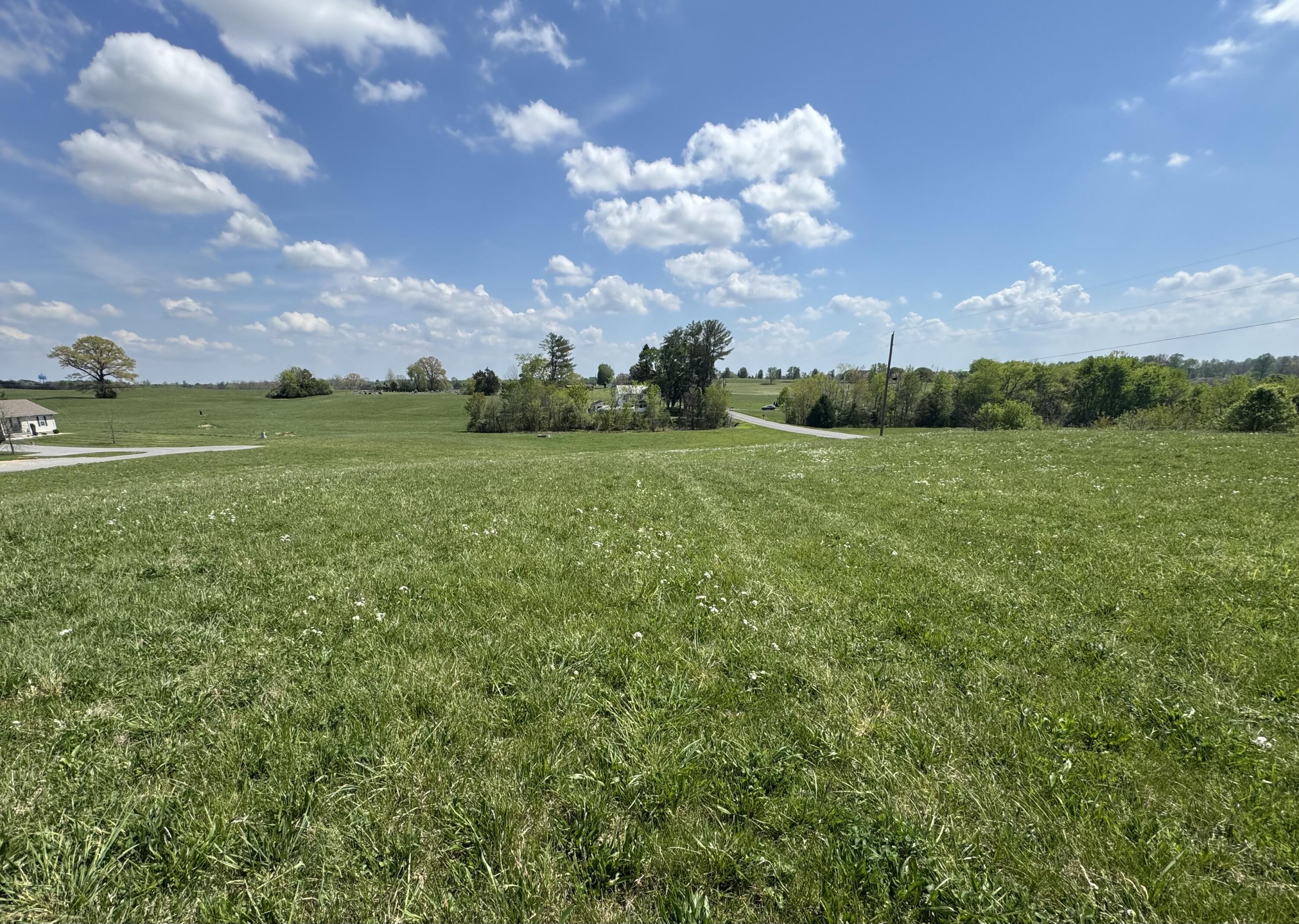 13 Ky-92 Property Photo 1