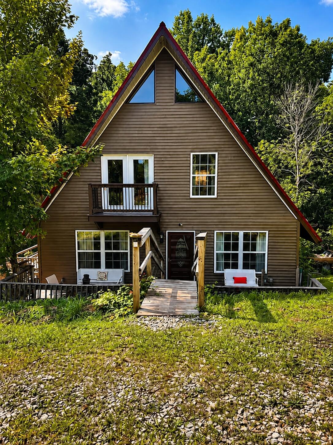 682 Garrad Road Property Photo 1