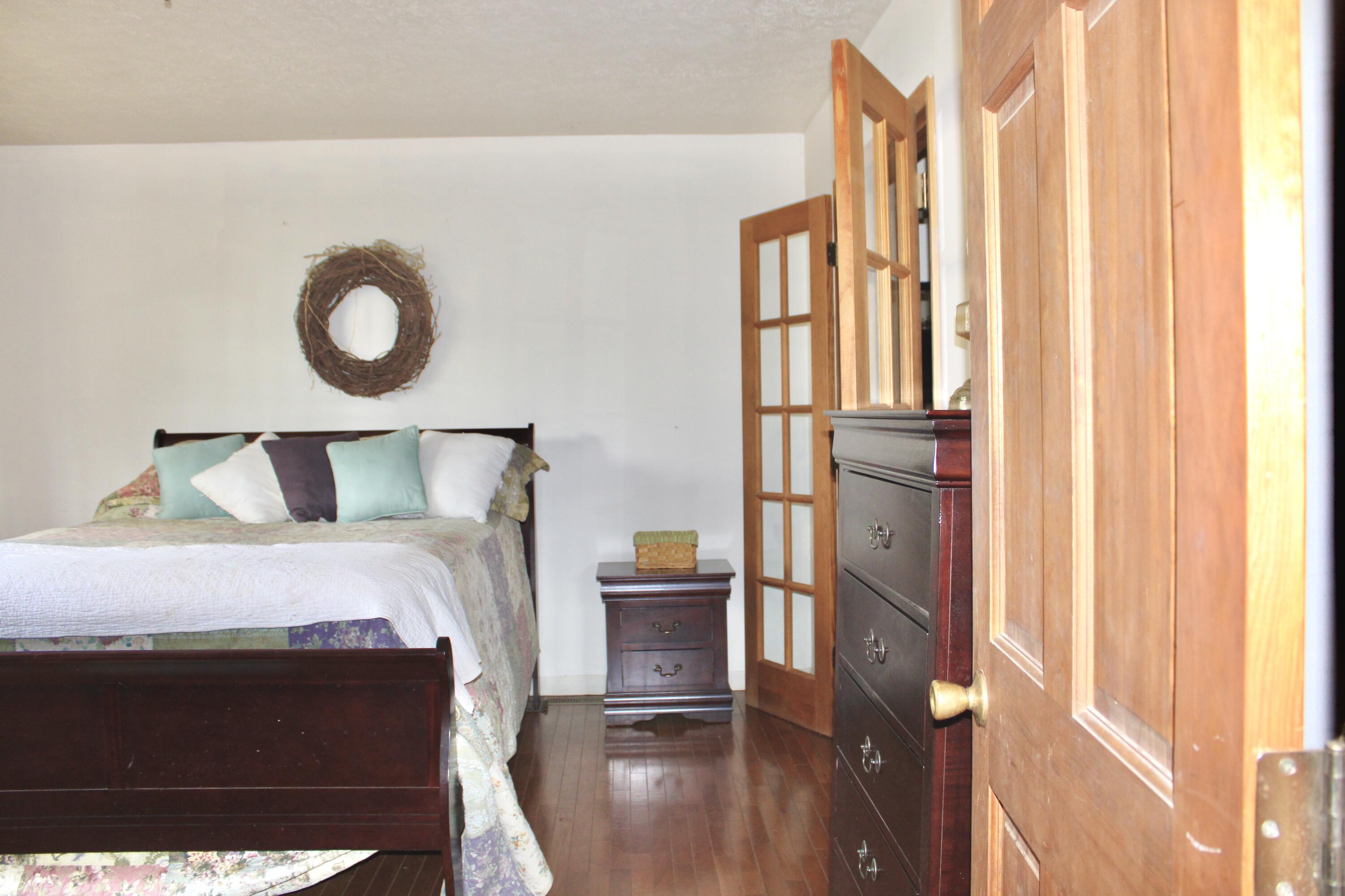 682 Garrad Road Property Photo 9
