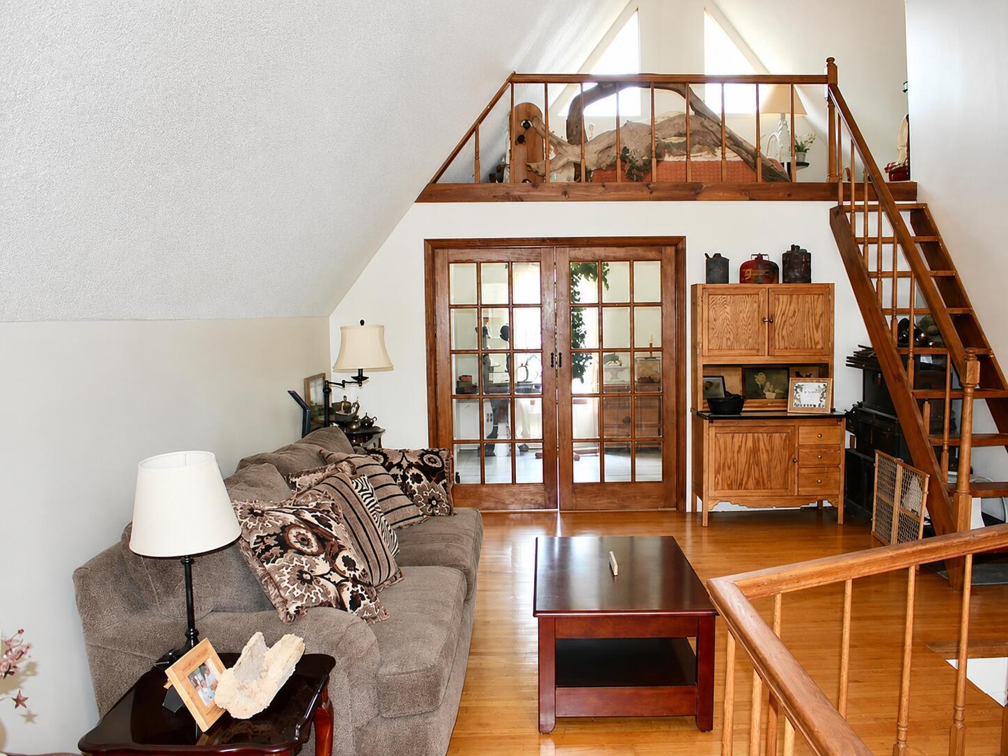 682 Garrad Road Property Photo 15