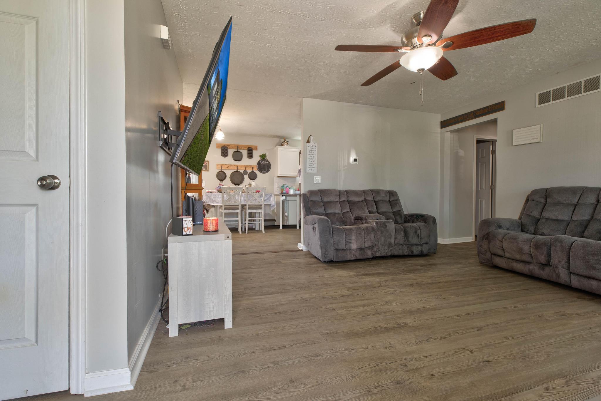 861 Thorn Trace Drive Property Photo 7