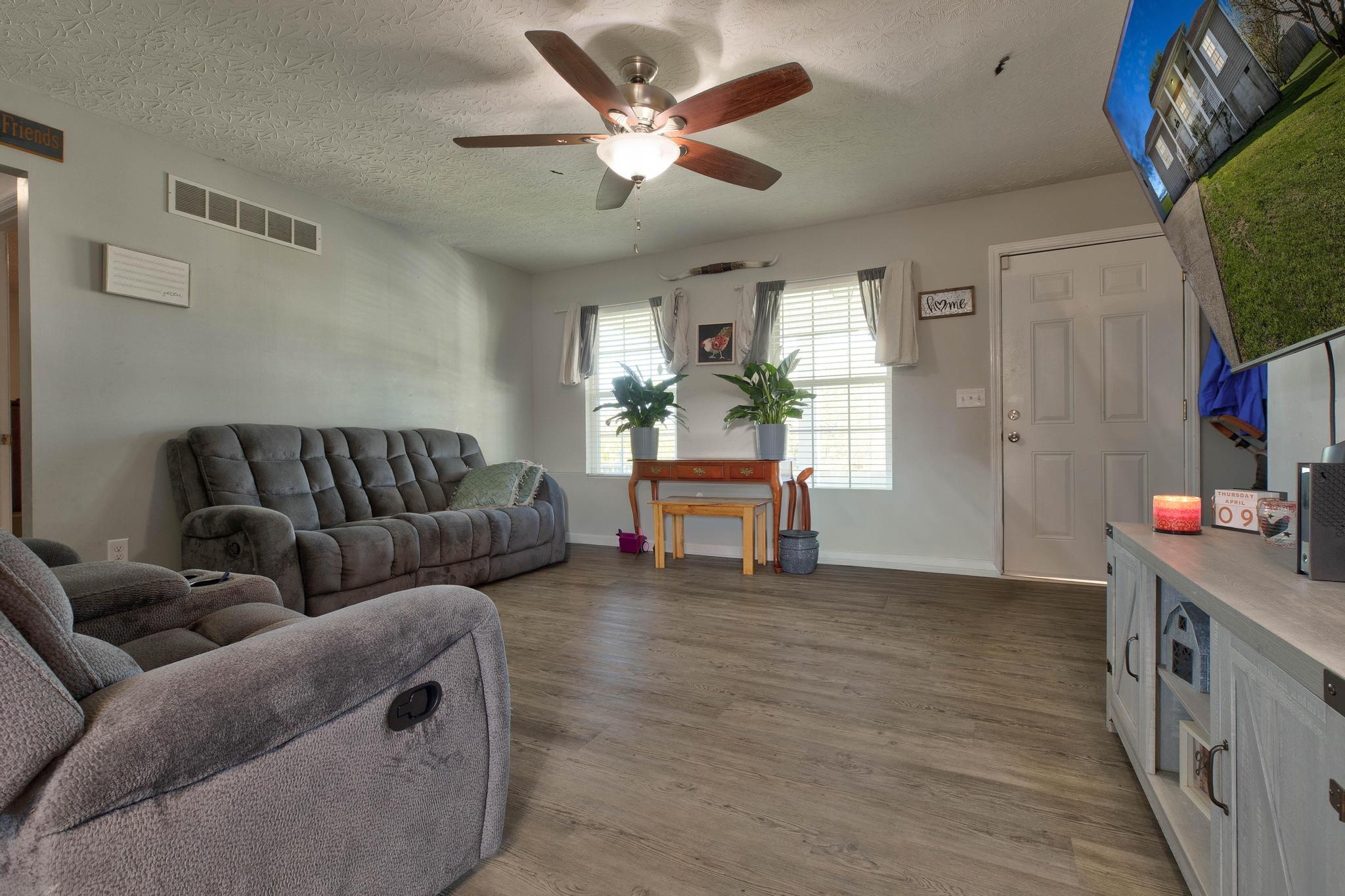 861 Thorn Trace Drive Property Photo 9