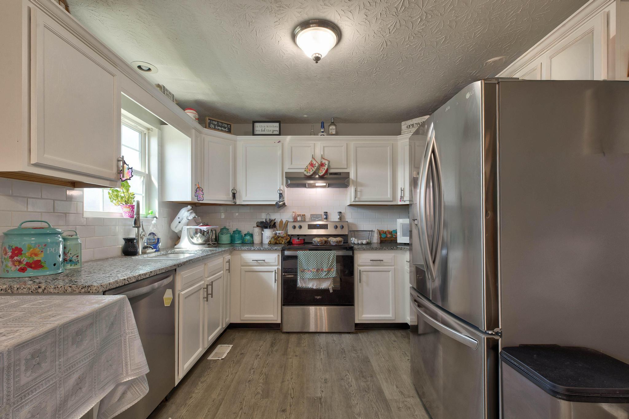 861 Thorn Trace Drive Property Photo 12