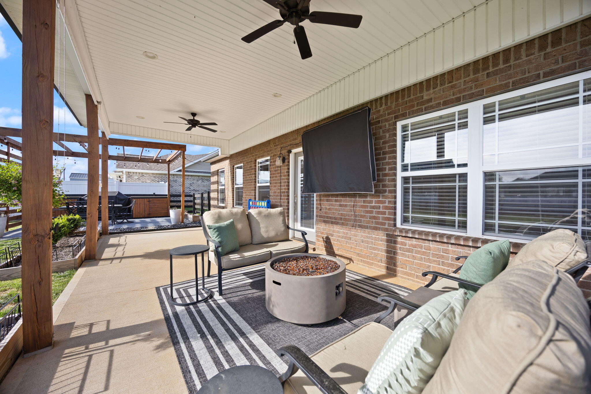 115 Esplanade Drive Property Photo 11
