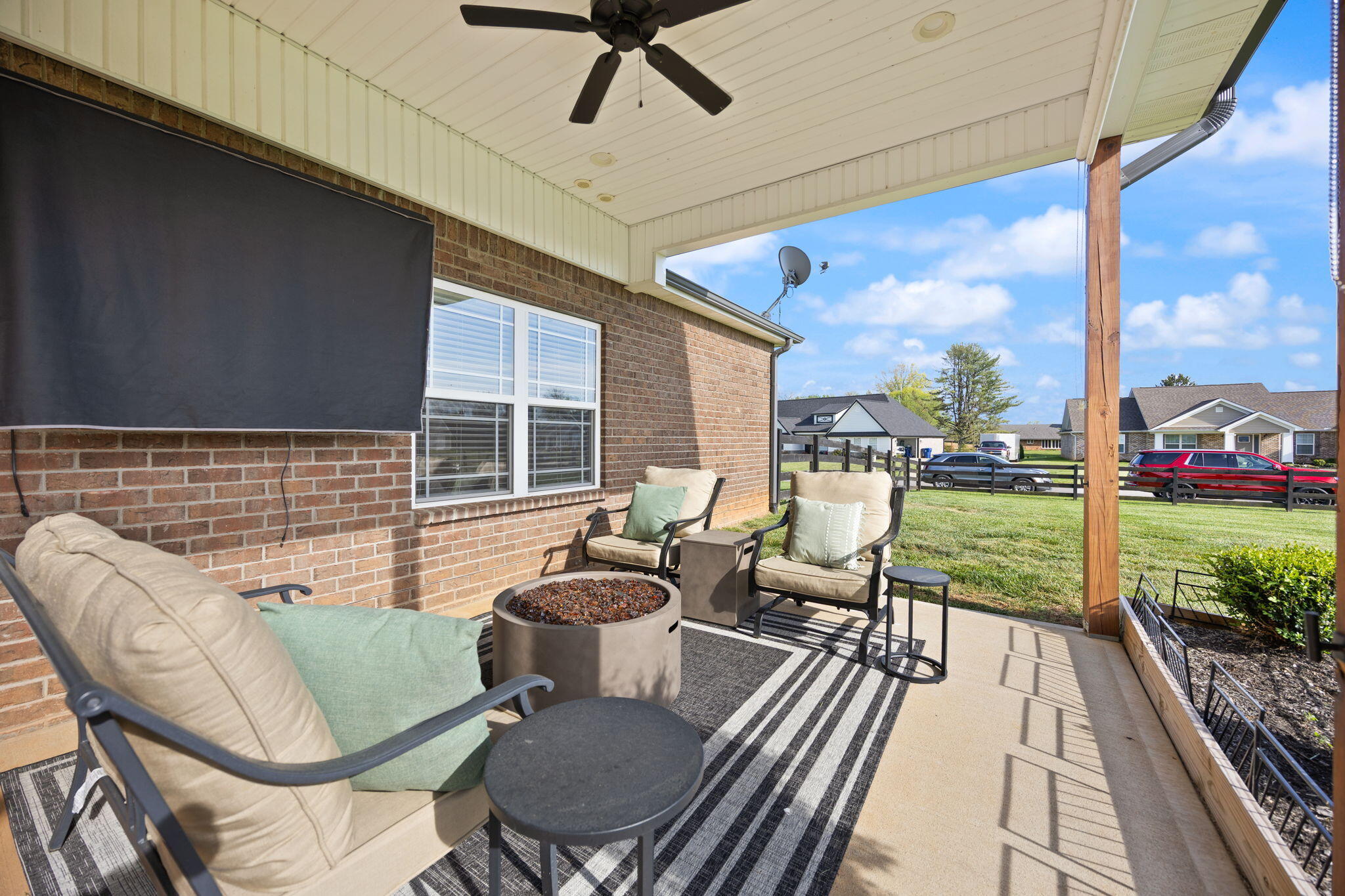 115 Esplanade Drive Property Photo 12