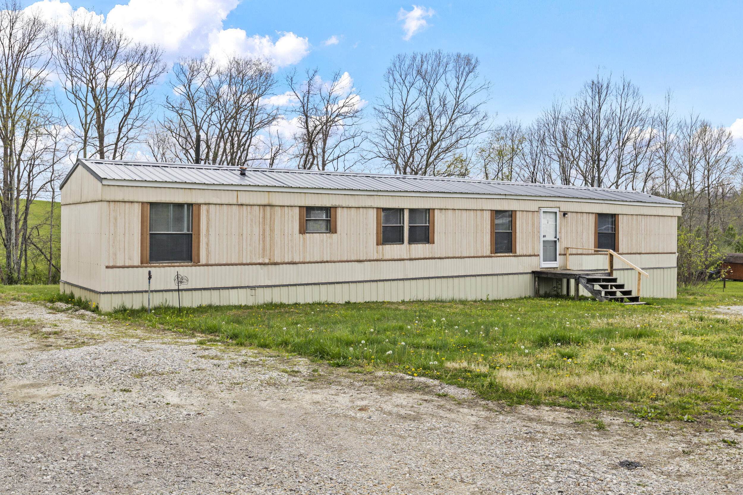 80 Fox Run Road Property Photo 7