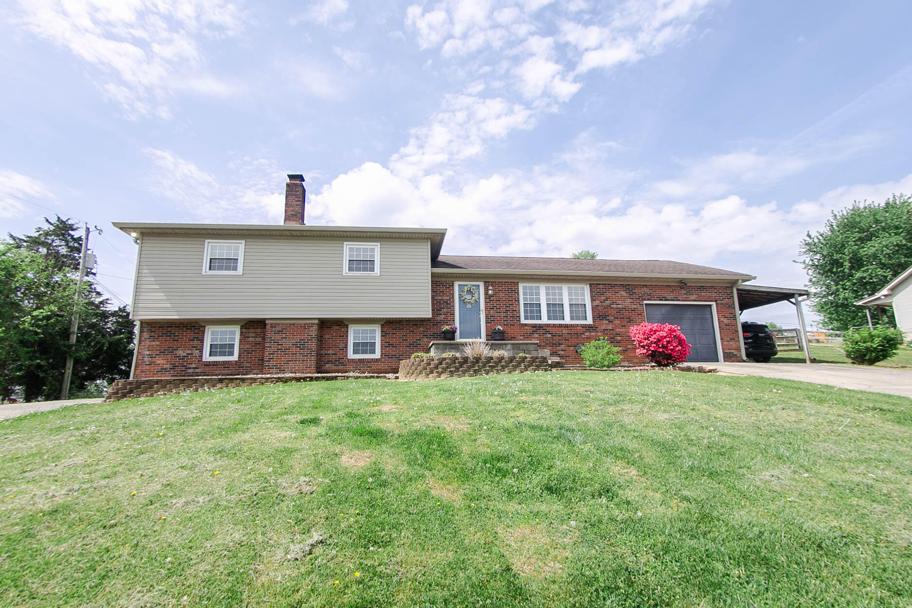 109 Rolling Hills Drive Property Photo 1