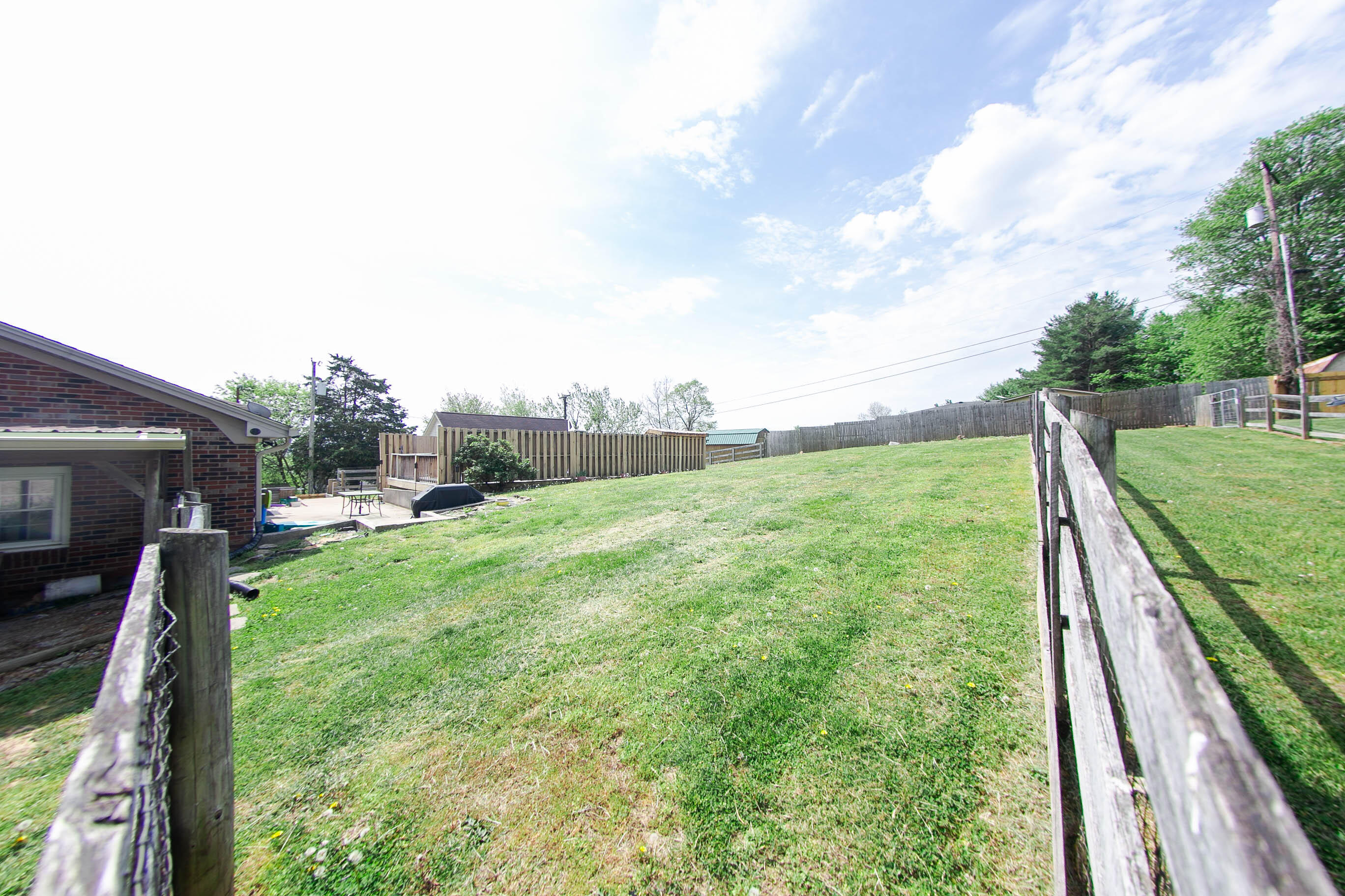 109 Rolling Hills Drive Property Photo 5