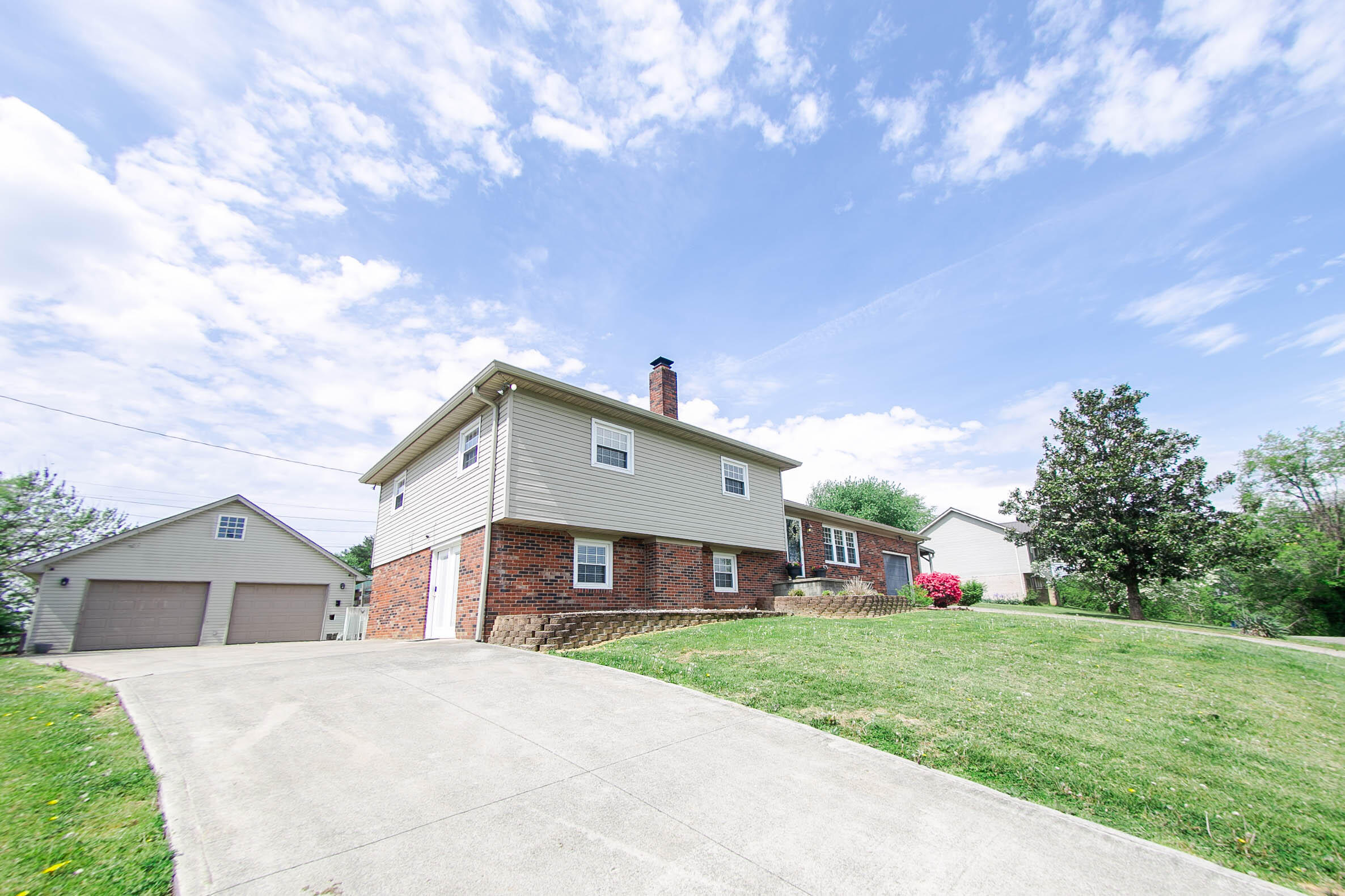 109 Rolling Hills Drive Property Photo 10